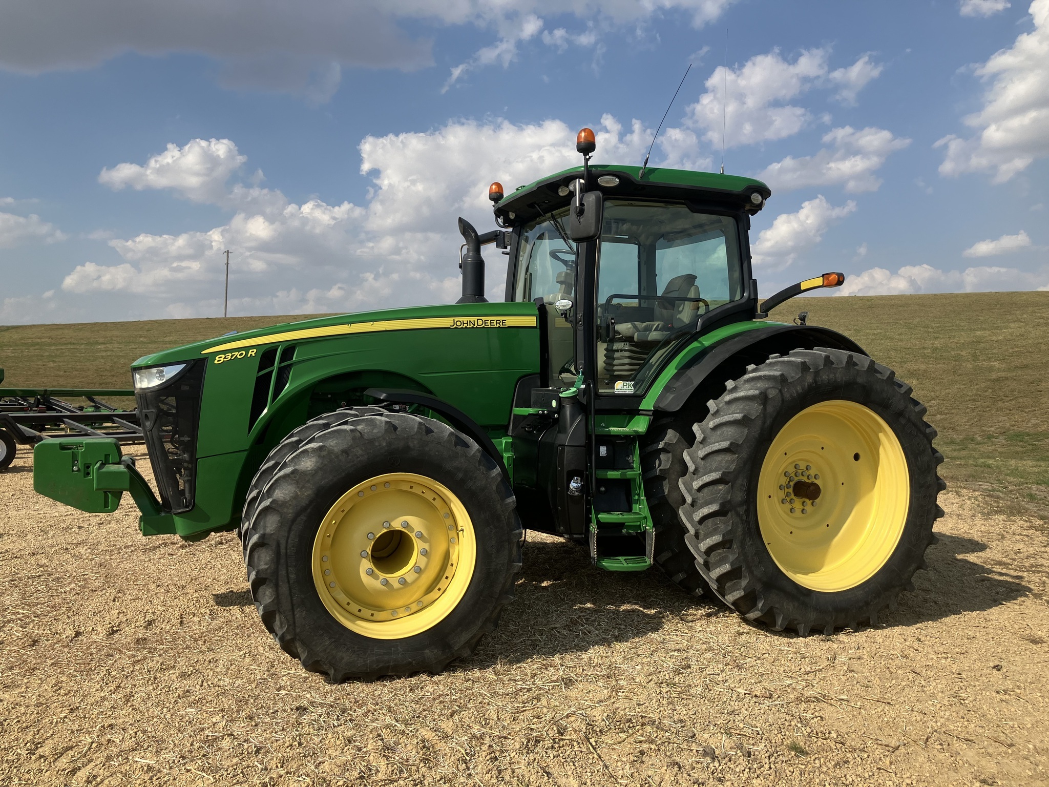 2017 John Deere 8370R Tractor