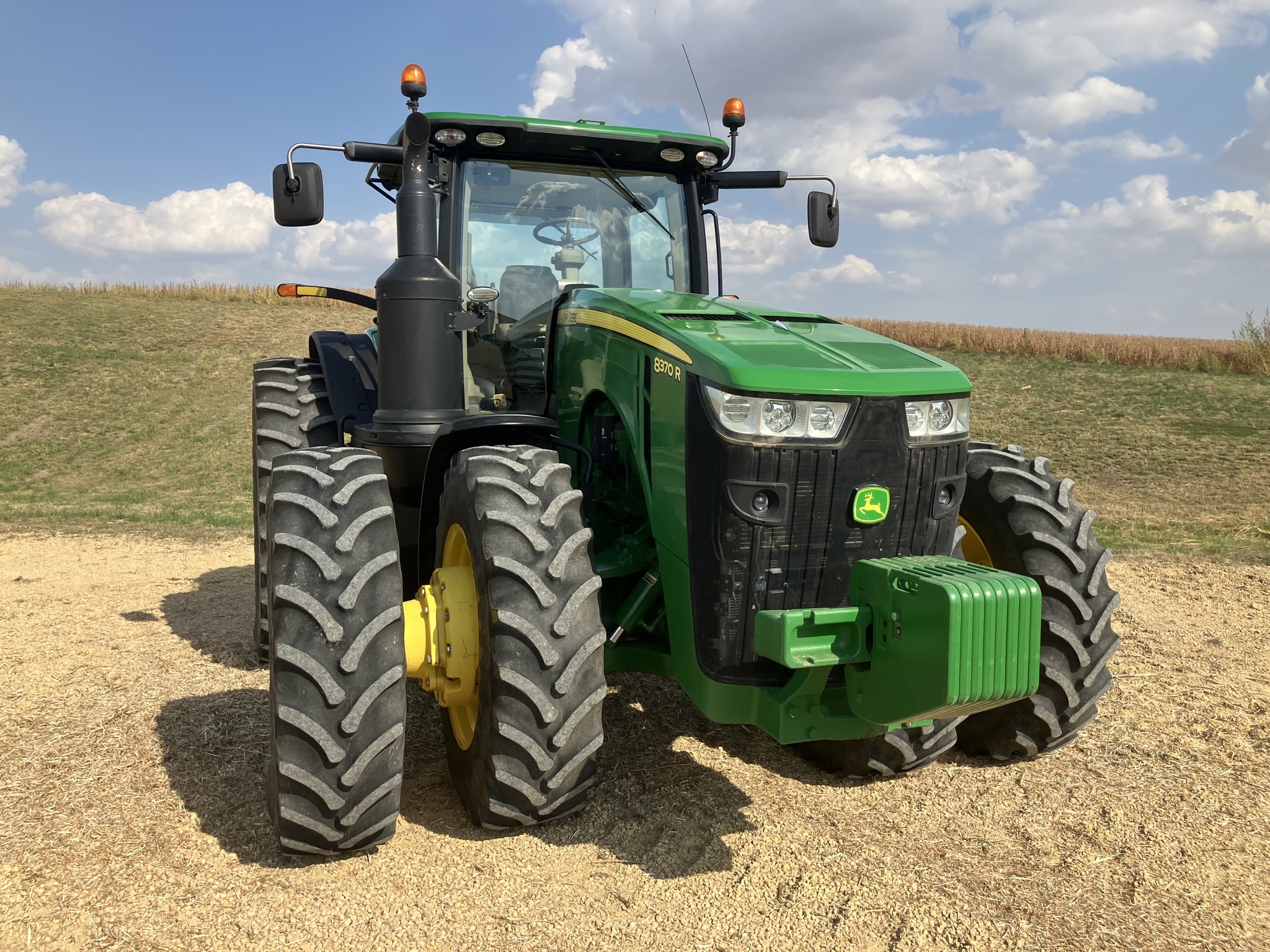 2017 John Deere 8370R Tractor