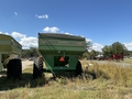 2021 J&M 875 Grain Cart