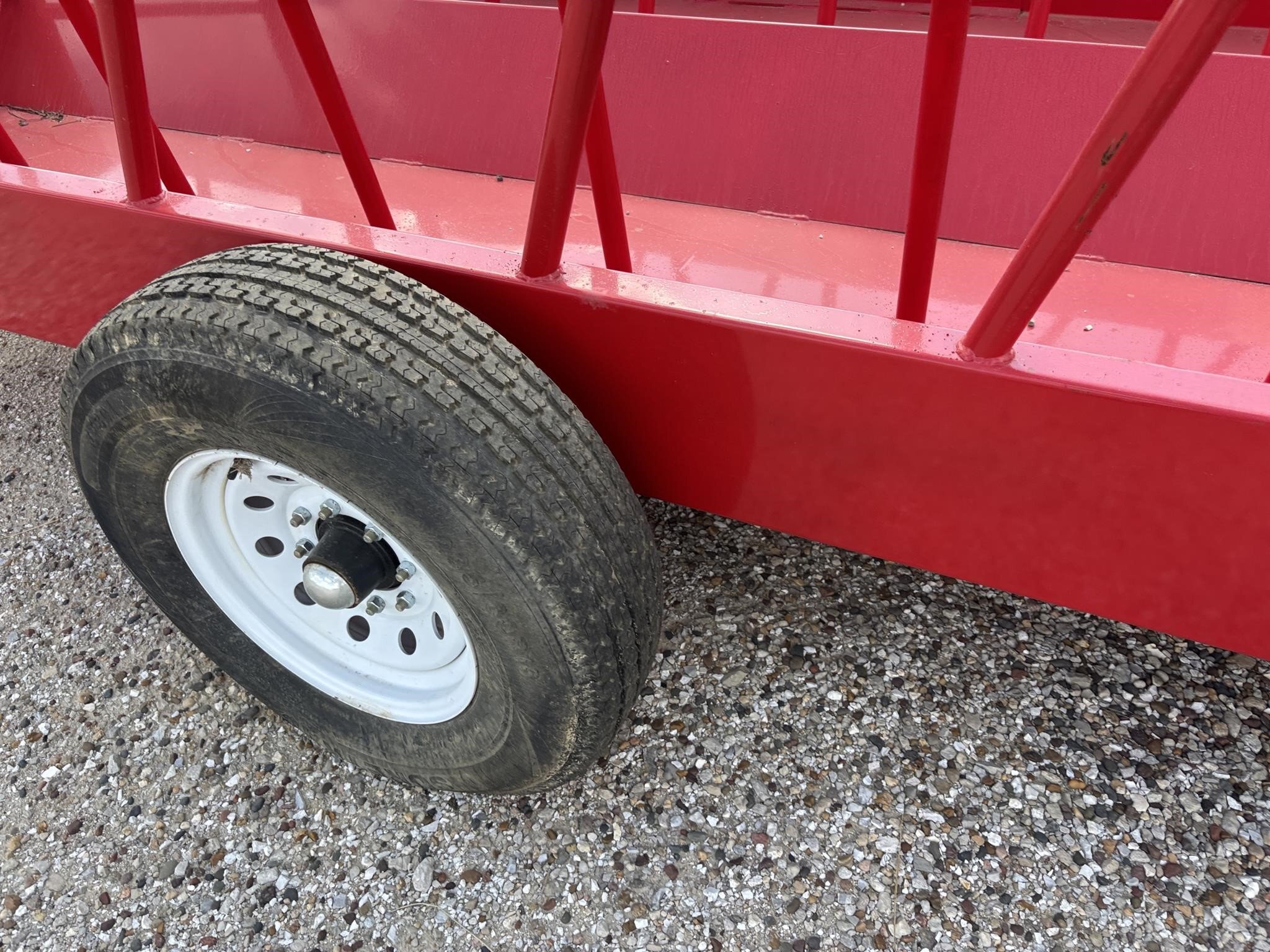  Industrias America 82R Feed Wagon