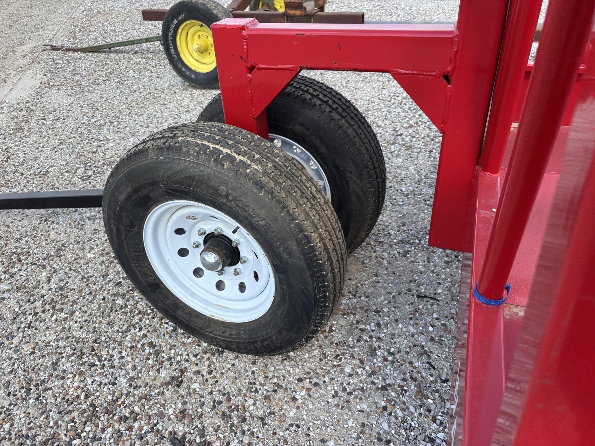  Industrias America 82R Feed Wagon