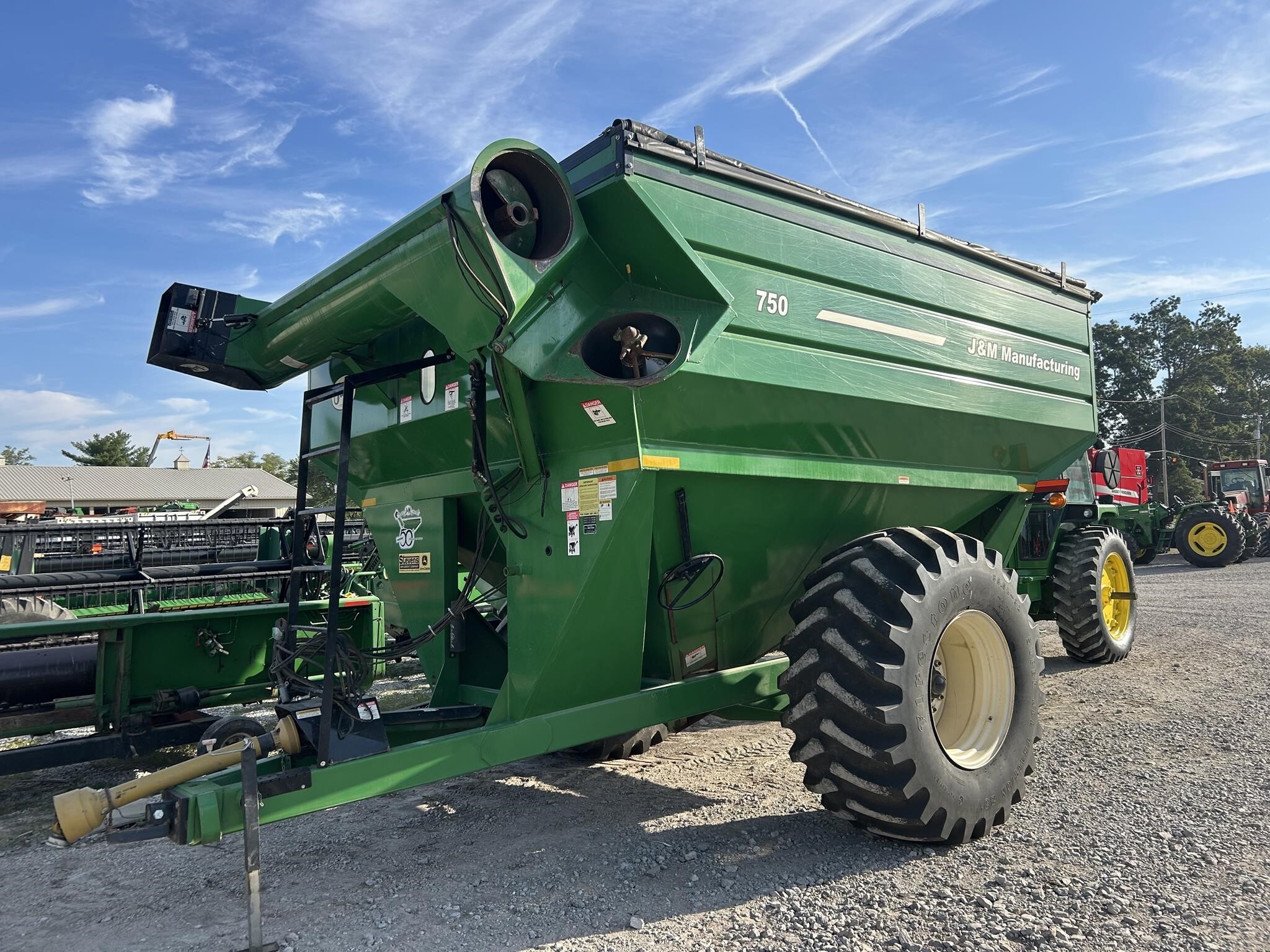 2010 J&M 750-18 Grain Cart