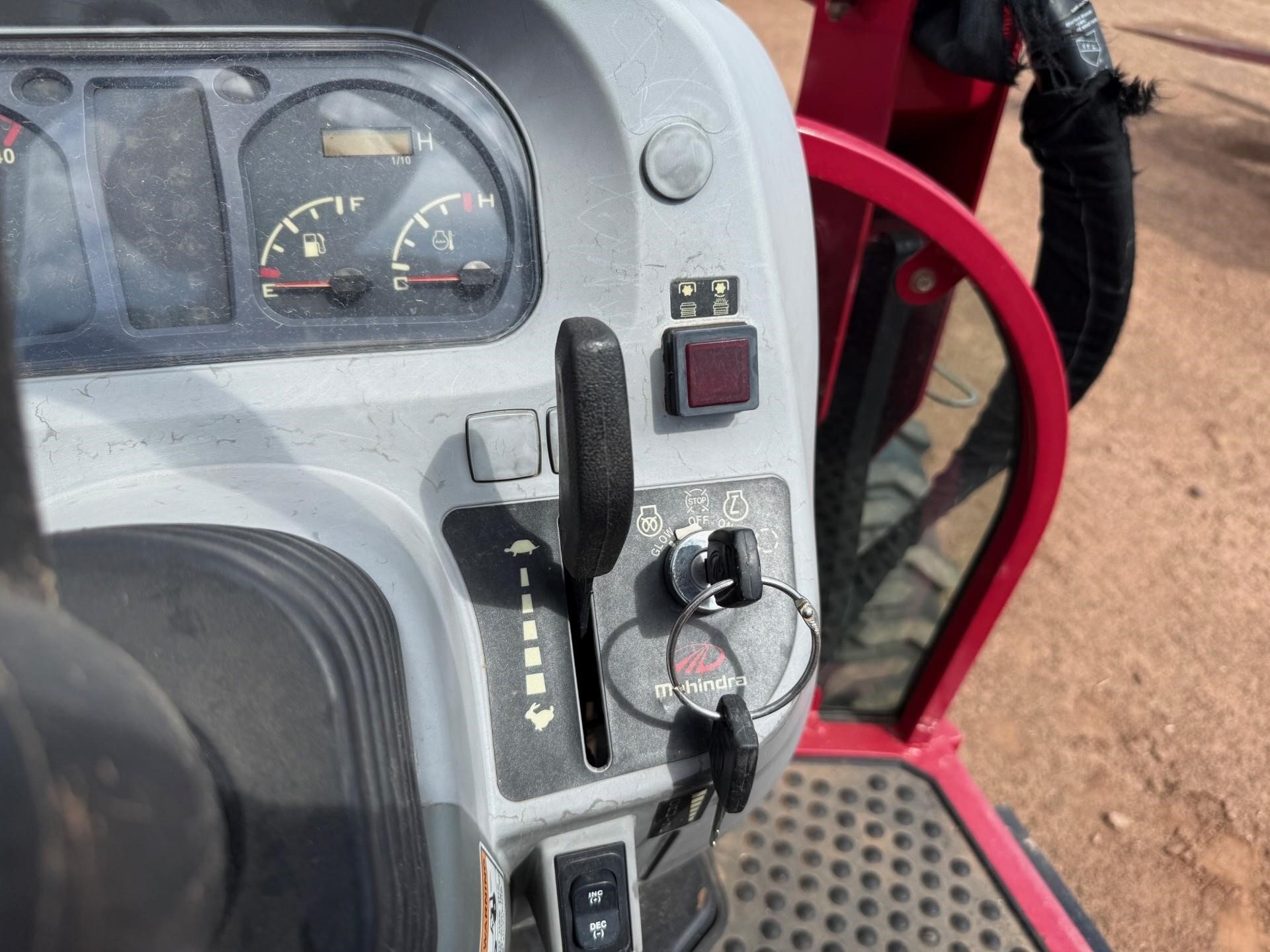 2019 Mahindra 2655 HST Tractor