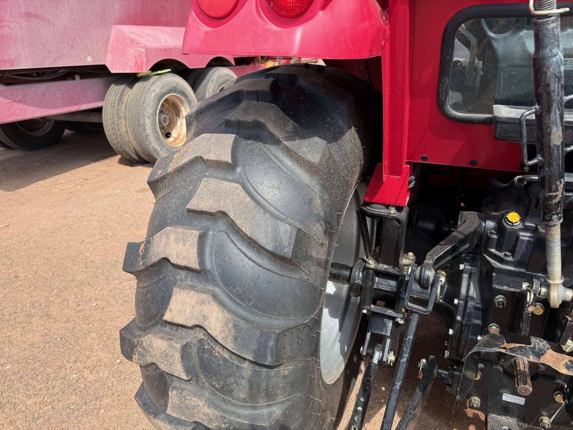 2019 Mahindra 2655 HST Tractor