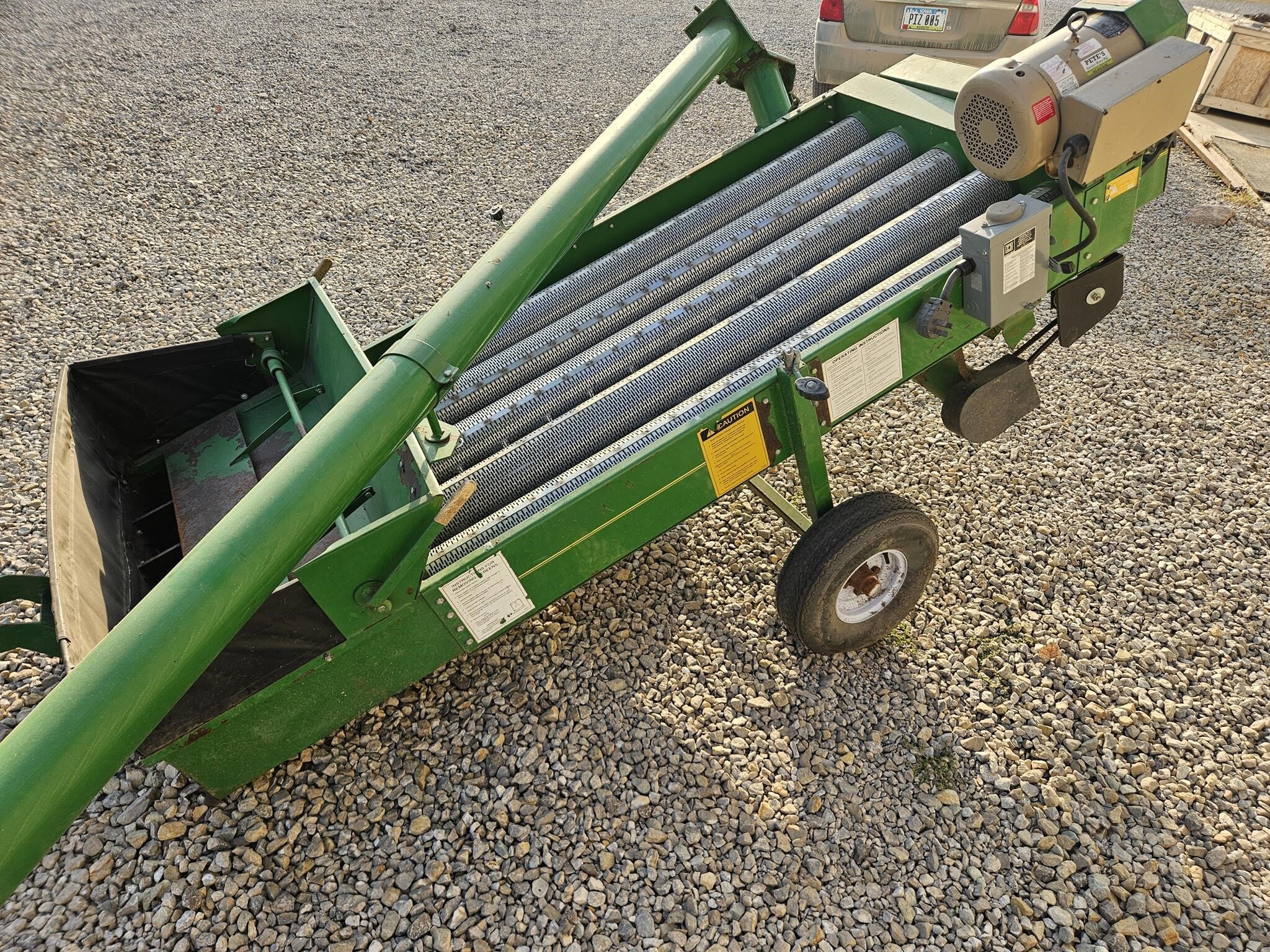  Kwik Kleen 572 Grain Cleaner