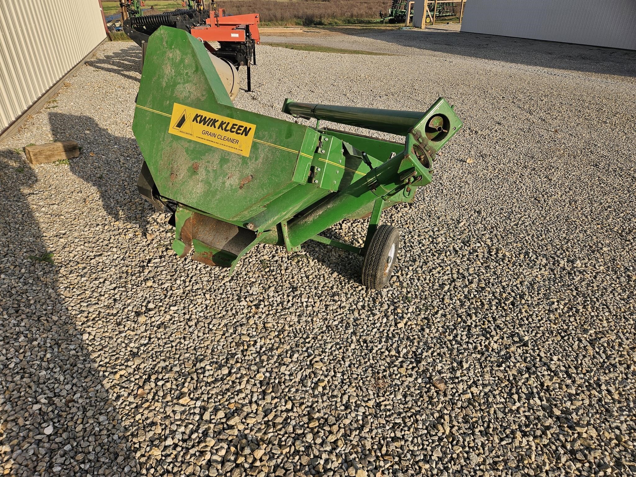  Kwik Kleen 572 Grain Cleaner