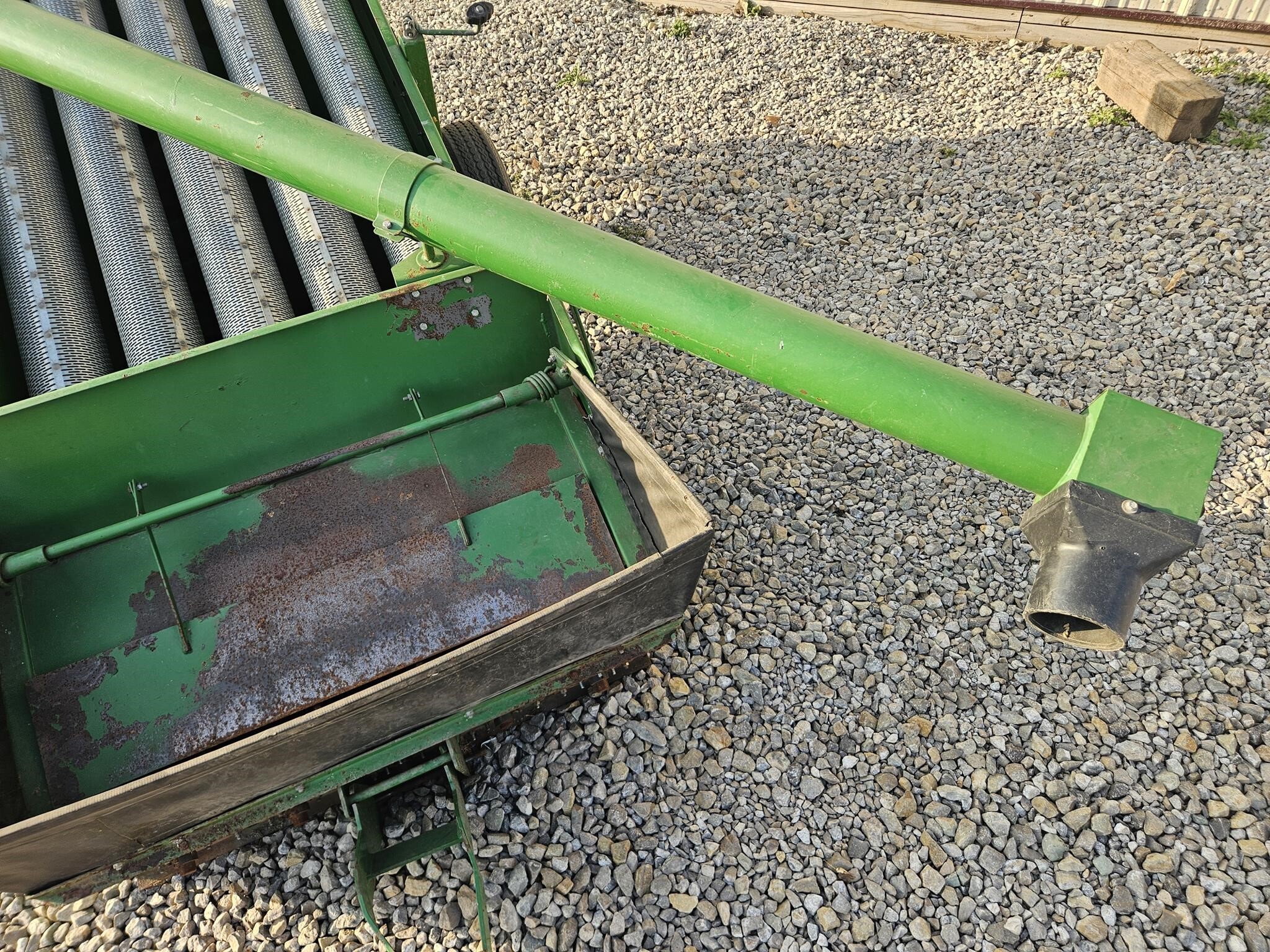  Kwik Kleen 572 Grain Cleaner