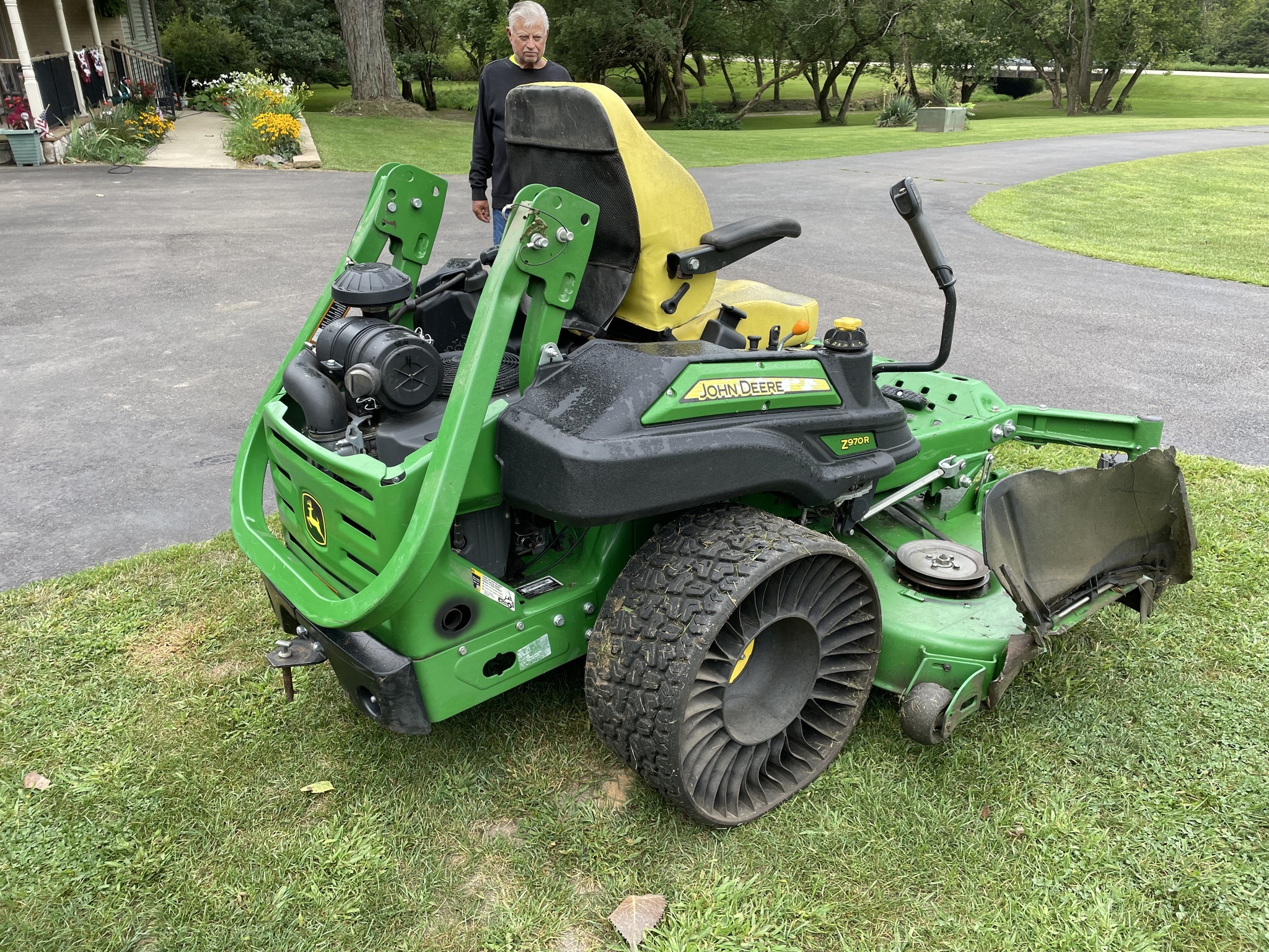 2020 John Deere Z970R Lawn Mower