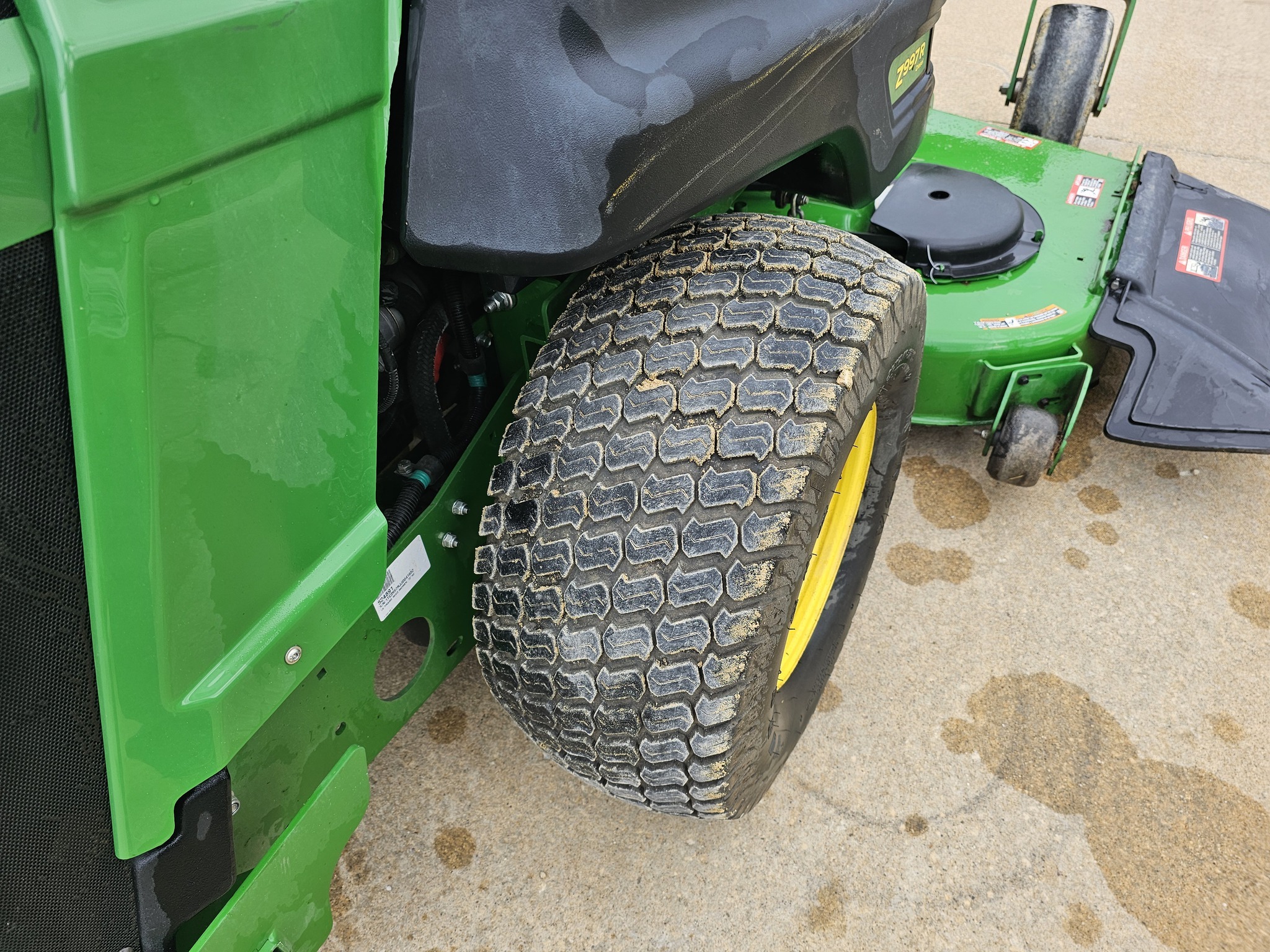 2018 John Deere Z997R Lawn Mower