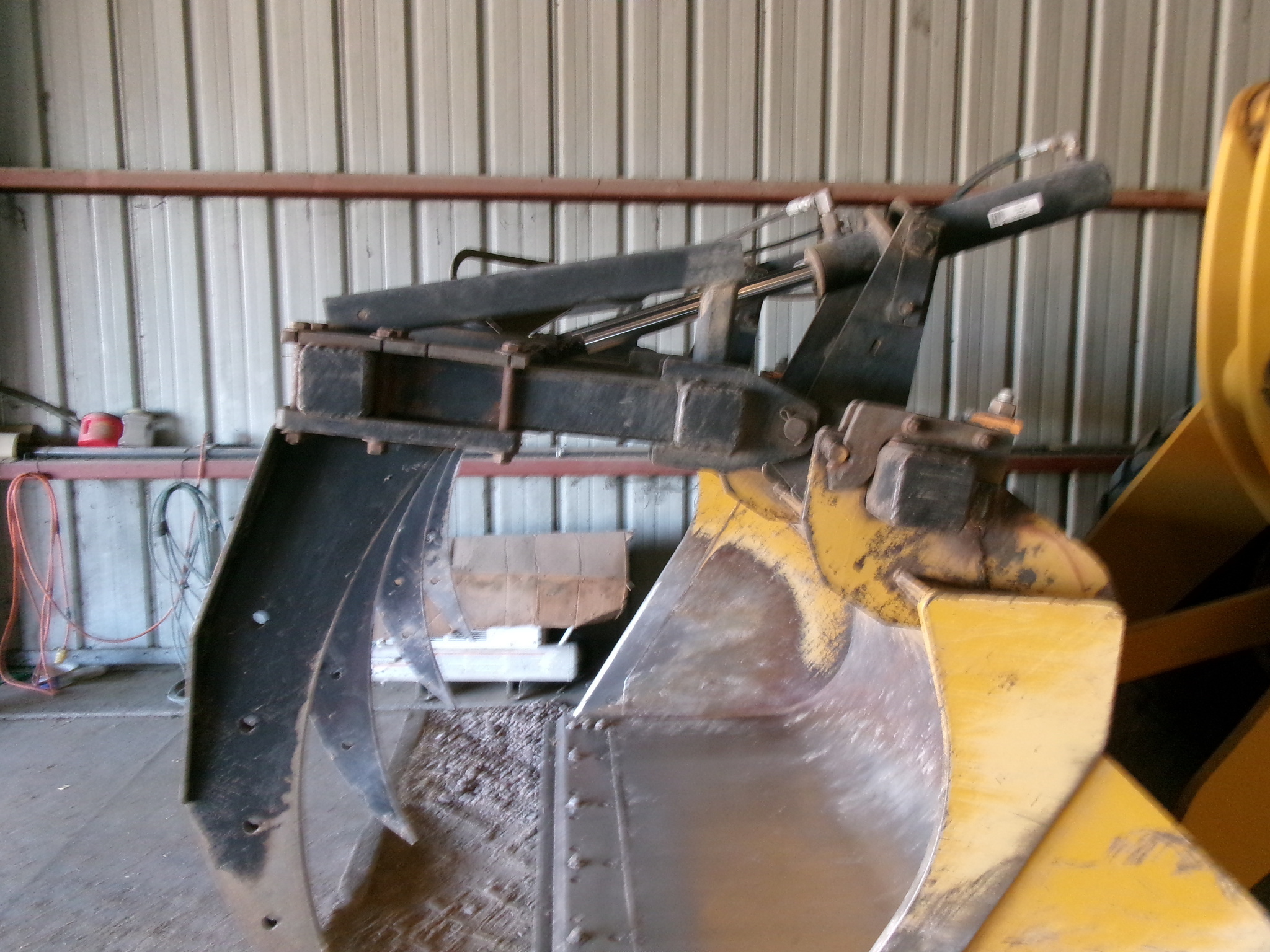  Schlagel 4 Tine Hay Stacking Equipment