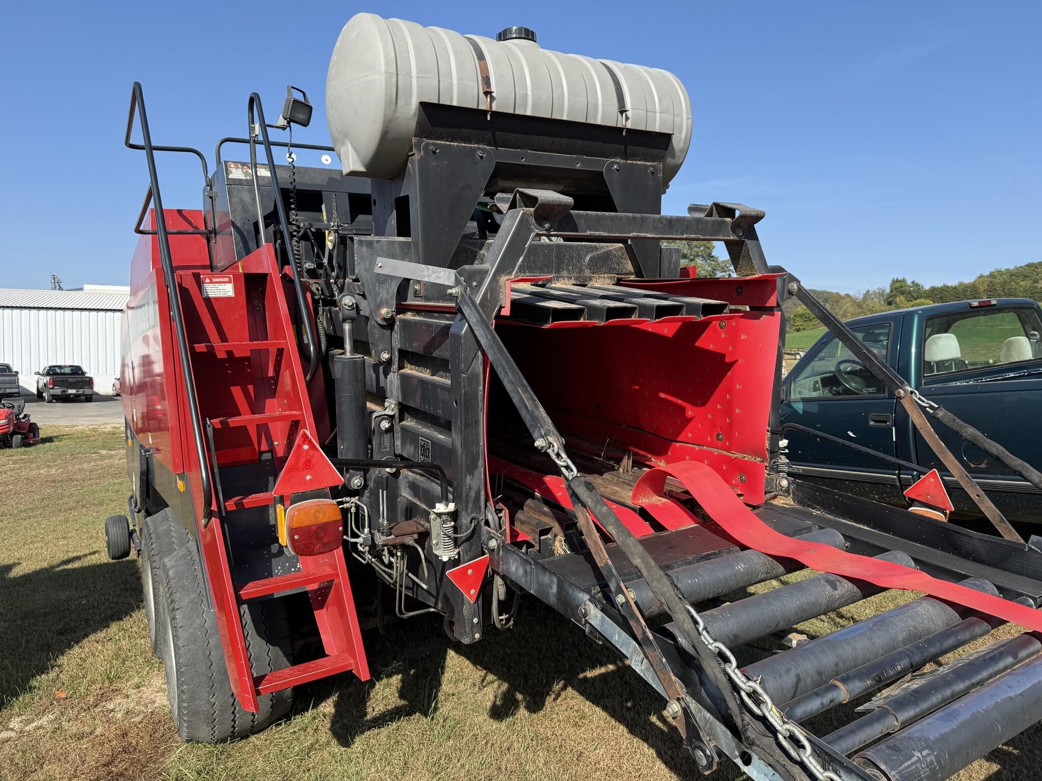 2002 Case IH LBX431R Miscellaneous