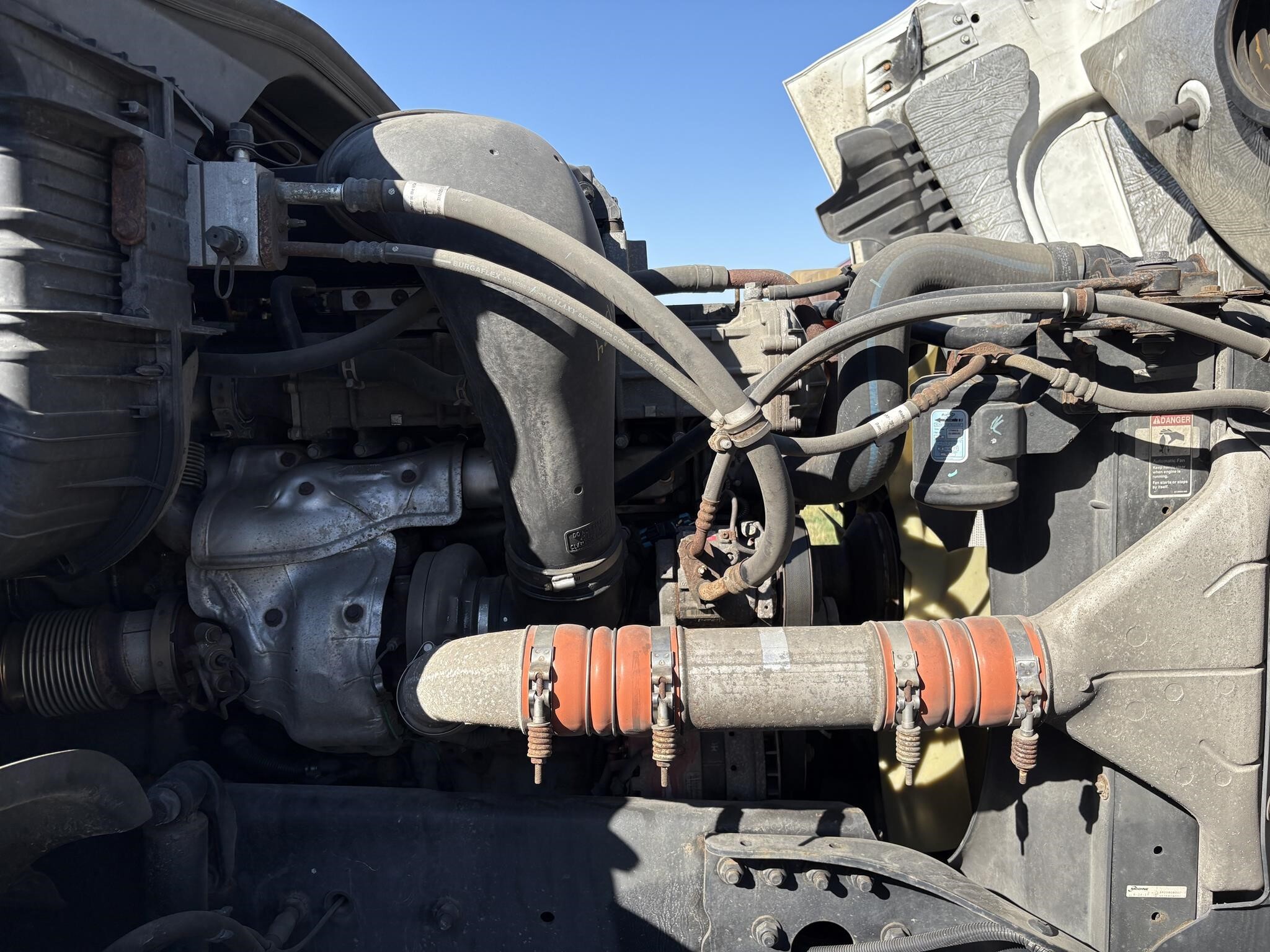 2018 Freightliner Cascadia 125 Semi Trucks/Trailer