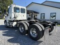 2018 Freightliner Cascadia 125 Semi Trucks/Trailer
