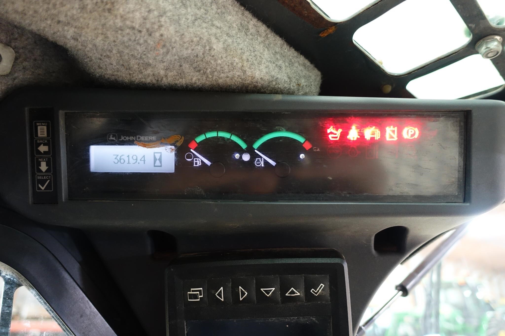 2018 Deere 320G Skid Steer