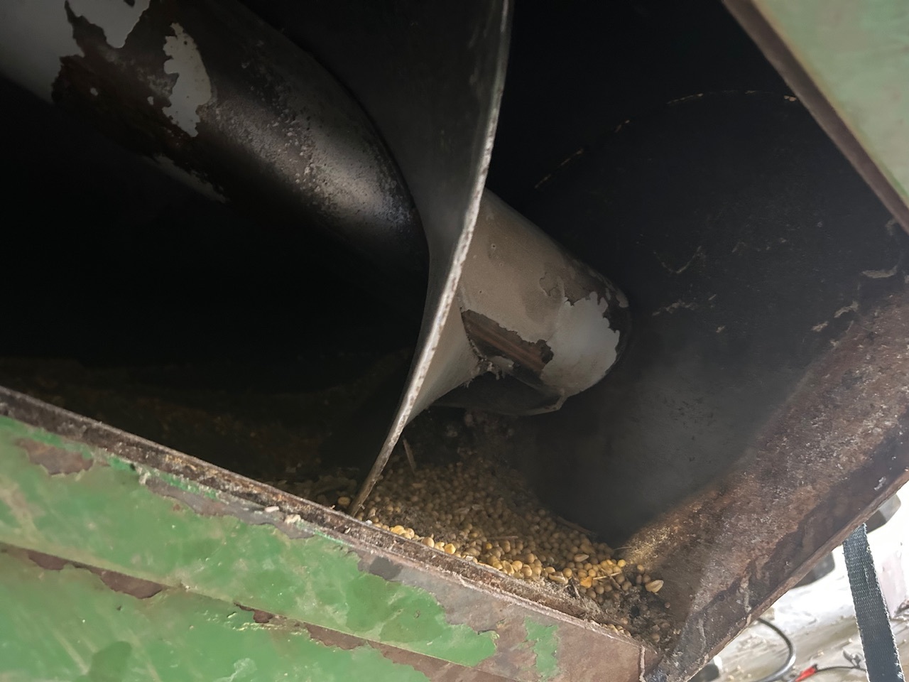 2010 J&M 1000-20 Grain Cart