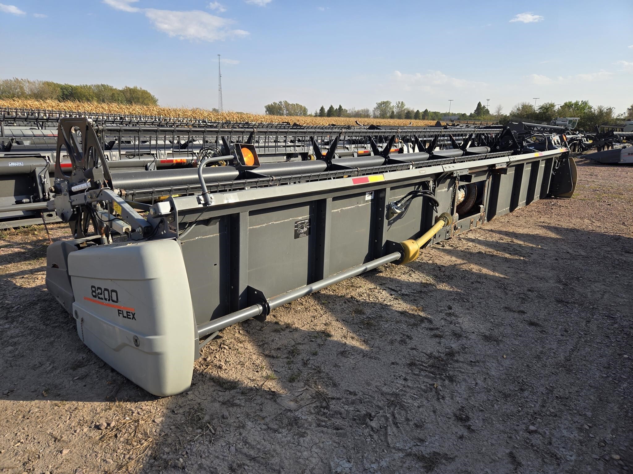 2010 Gleaner 8200 Platform