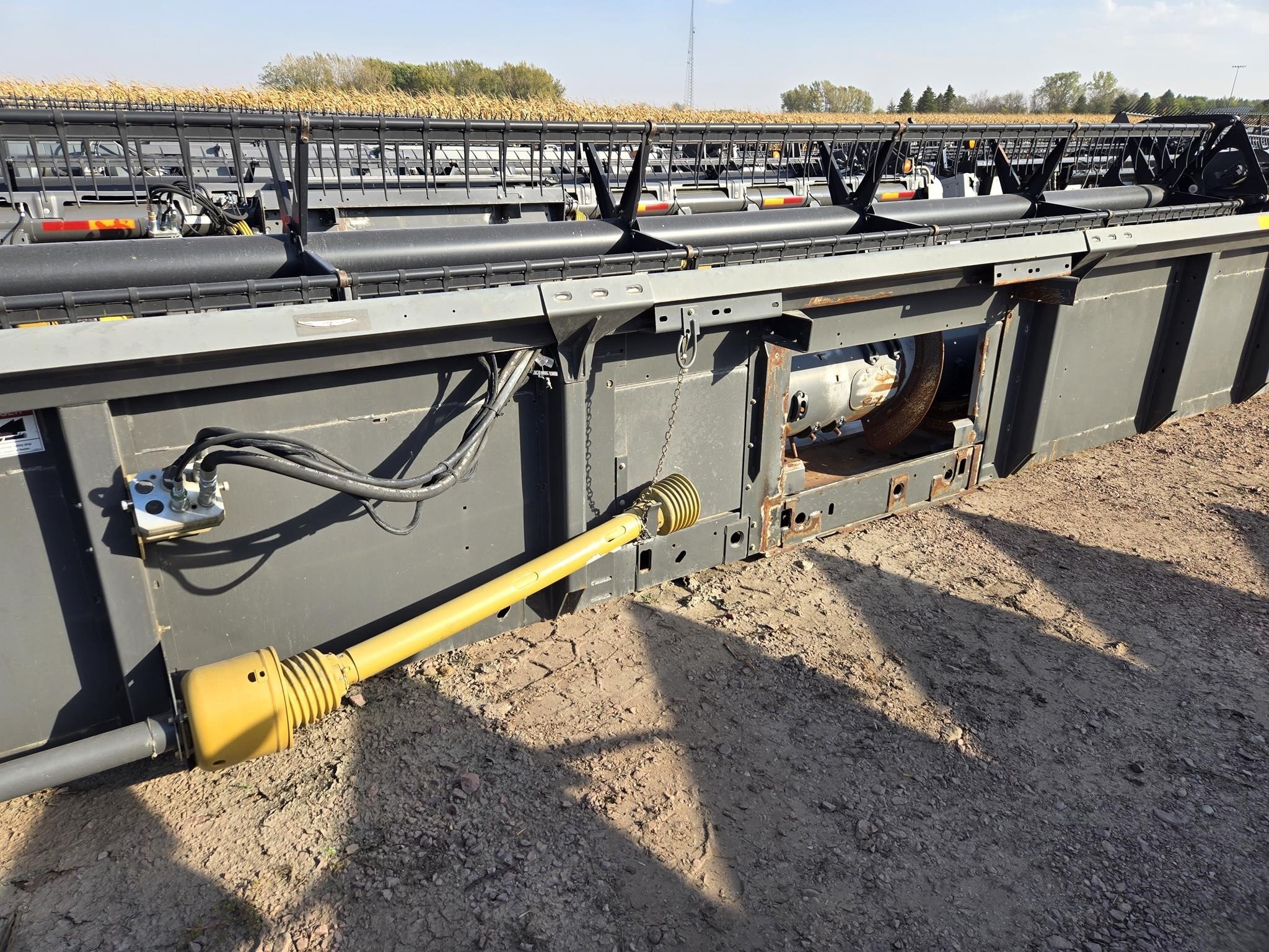 2010 Gleaner 8200 Platform