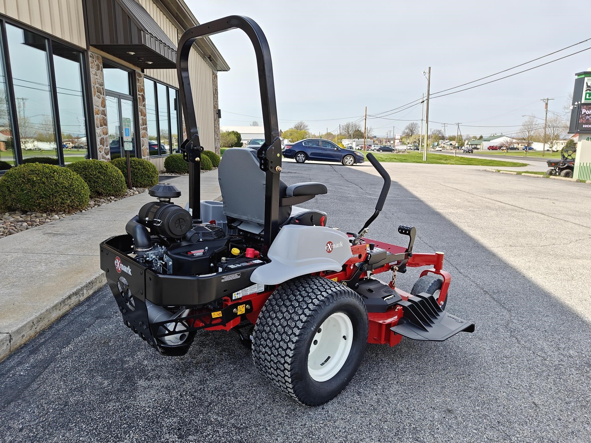 2025 Exmark LRE801GKA604A3 Lawn Mower