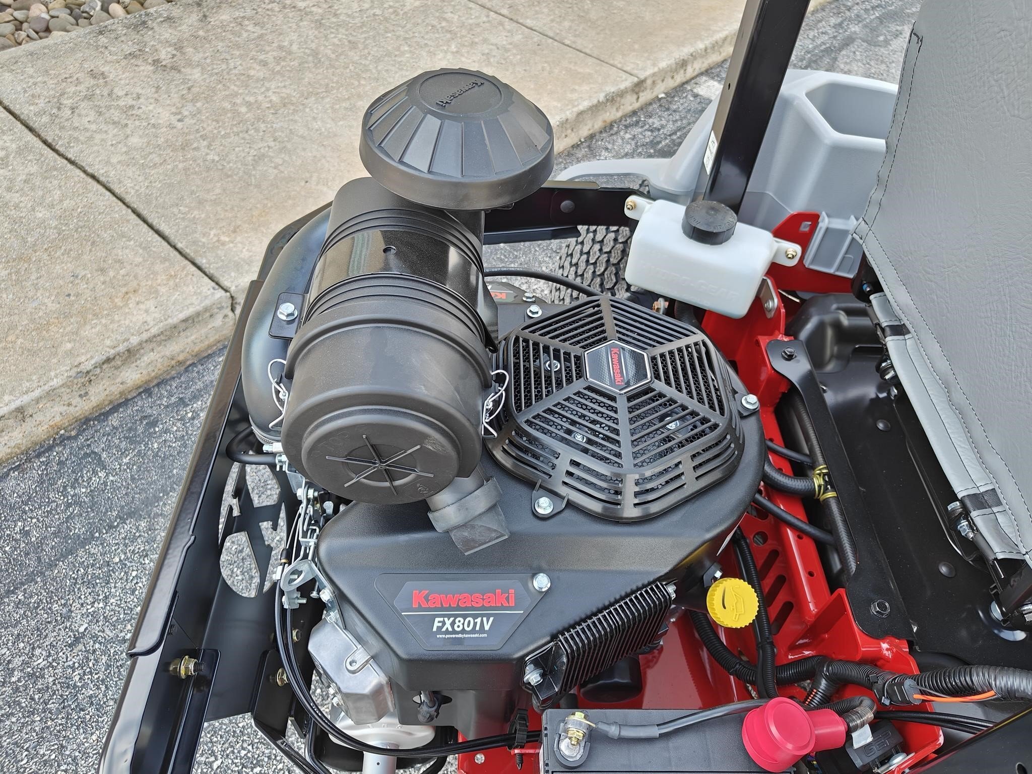 2025 Exmark LRE801GKA604A3 Lawn Mower