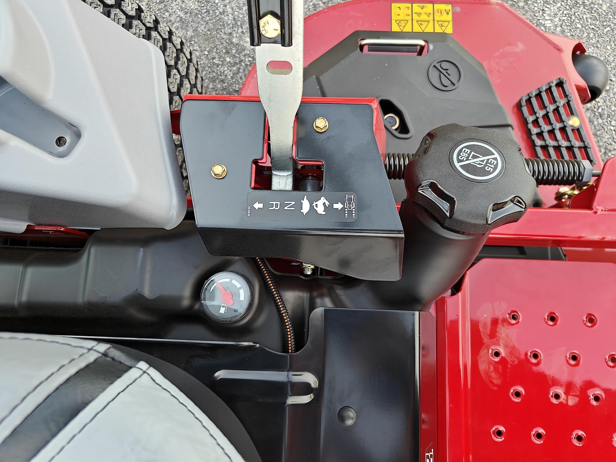 2025 Exmark LRE801GKA604A3 Lawn Mower