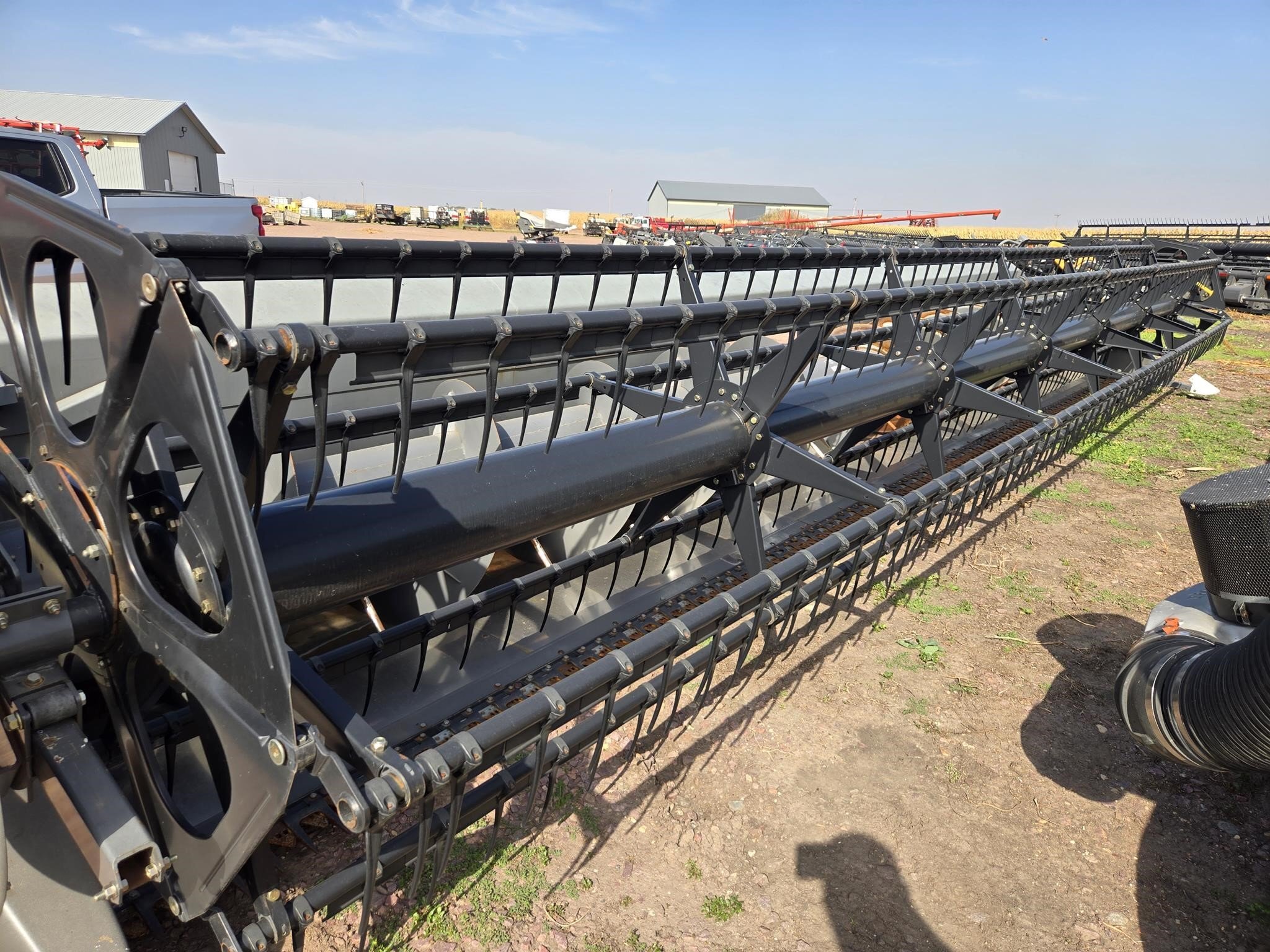 2011 Gleaner 8200 Platform