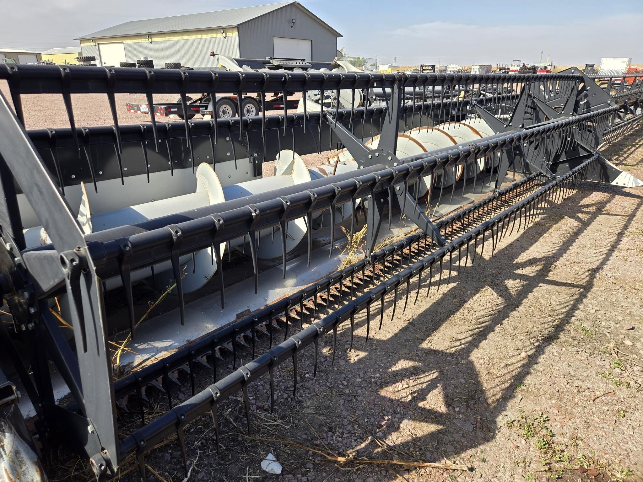 1998 Gleaner 820 Platform