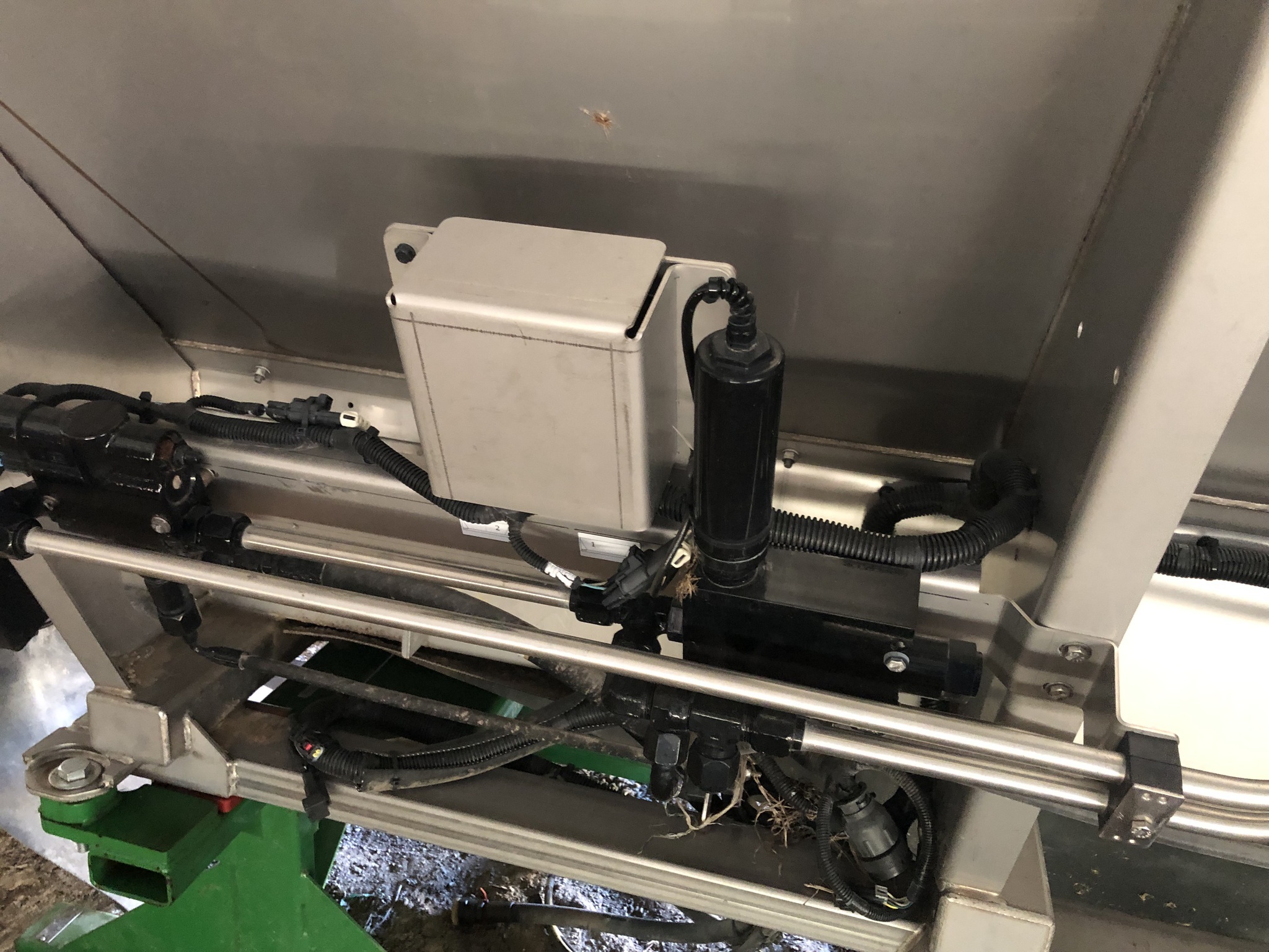 2022 John Deere DS20 Self-Propelled Fertilizer Spreader