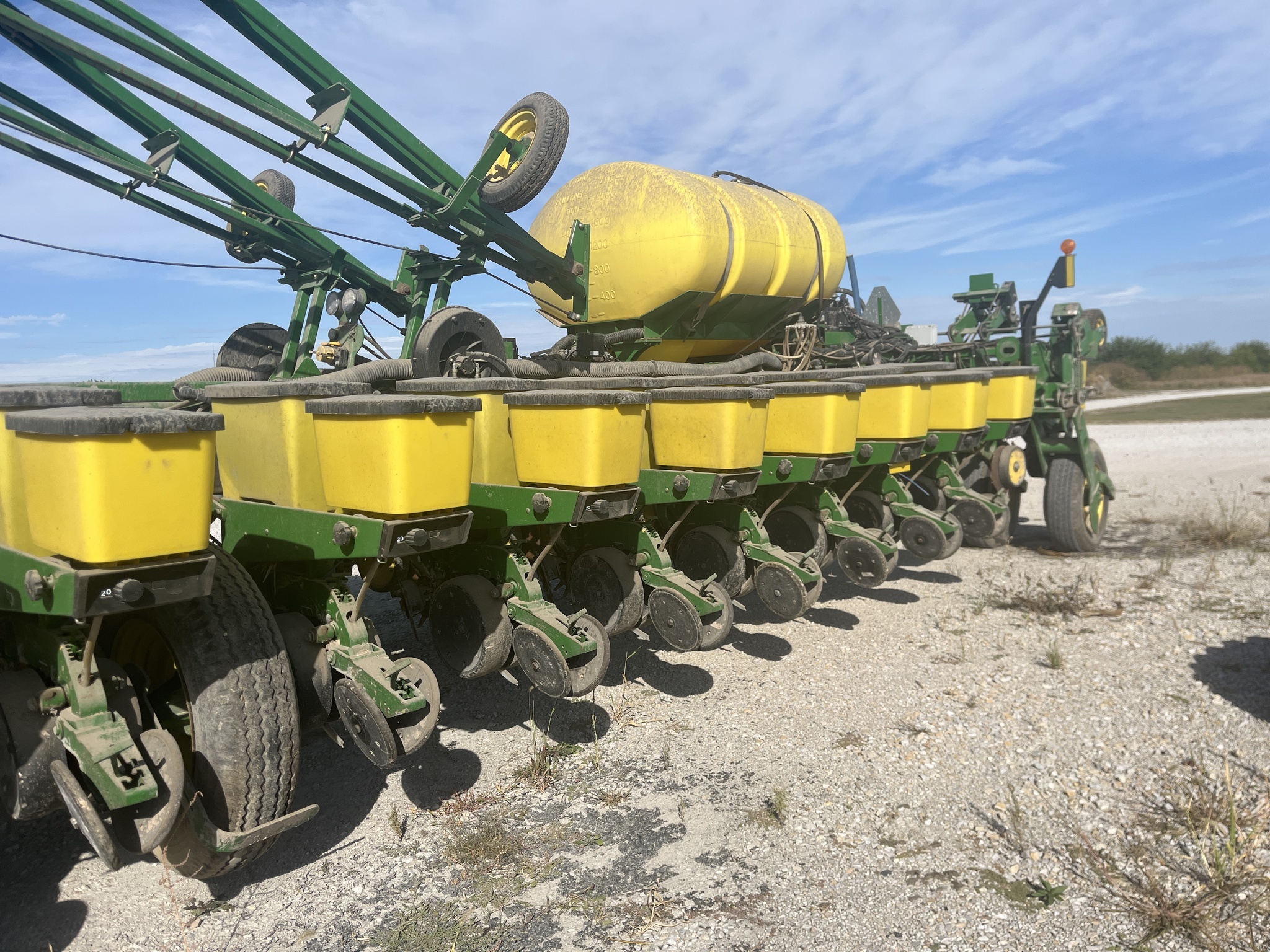 2004 John Deere 1770NT Planter