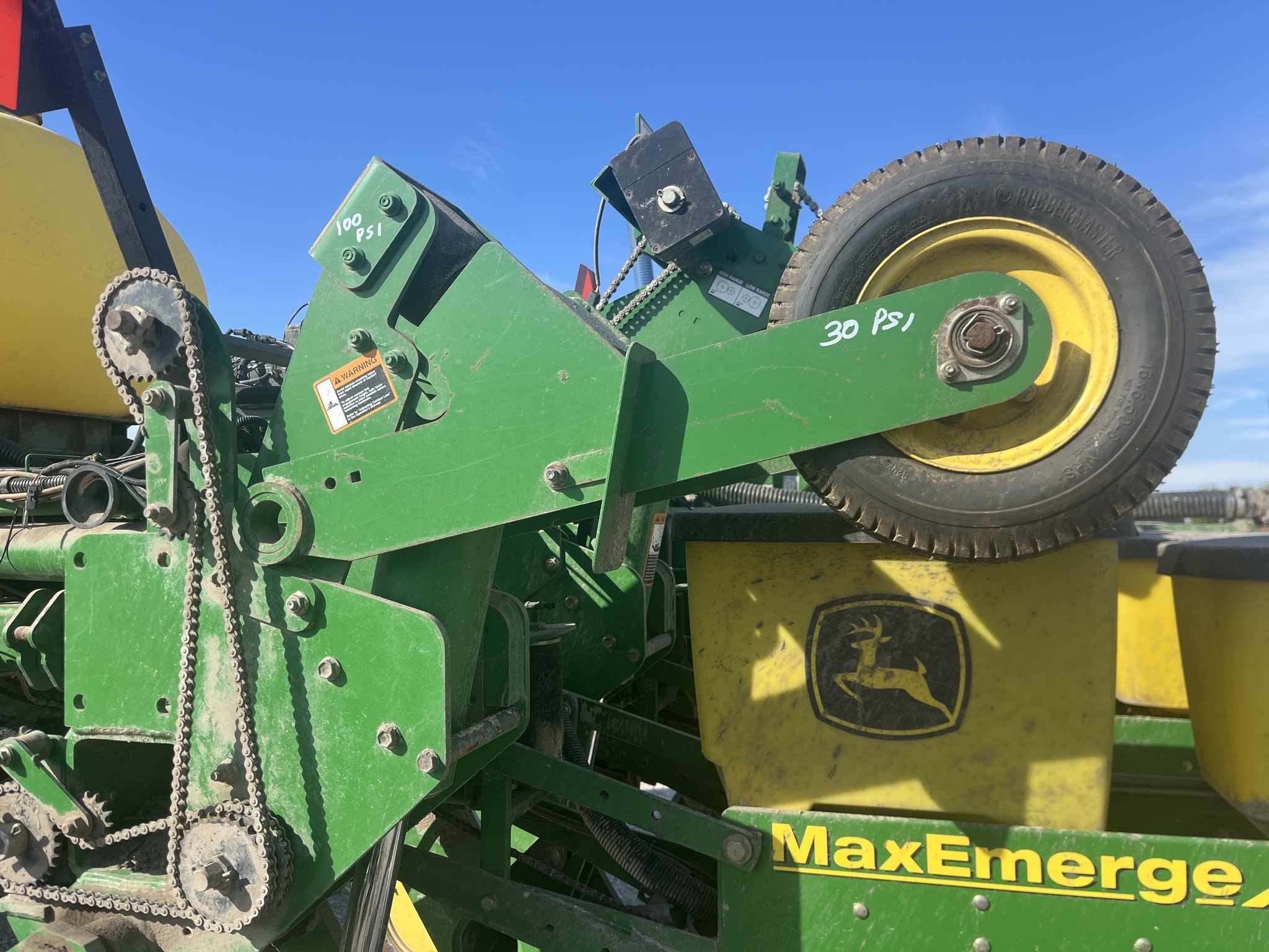 2004 John Deere 1770NT Planter
