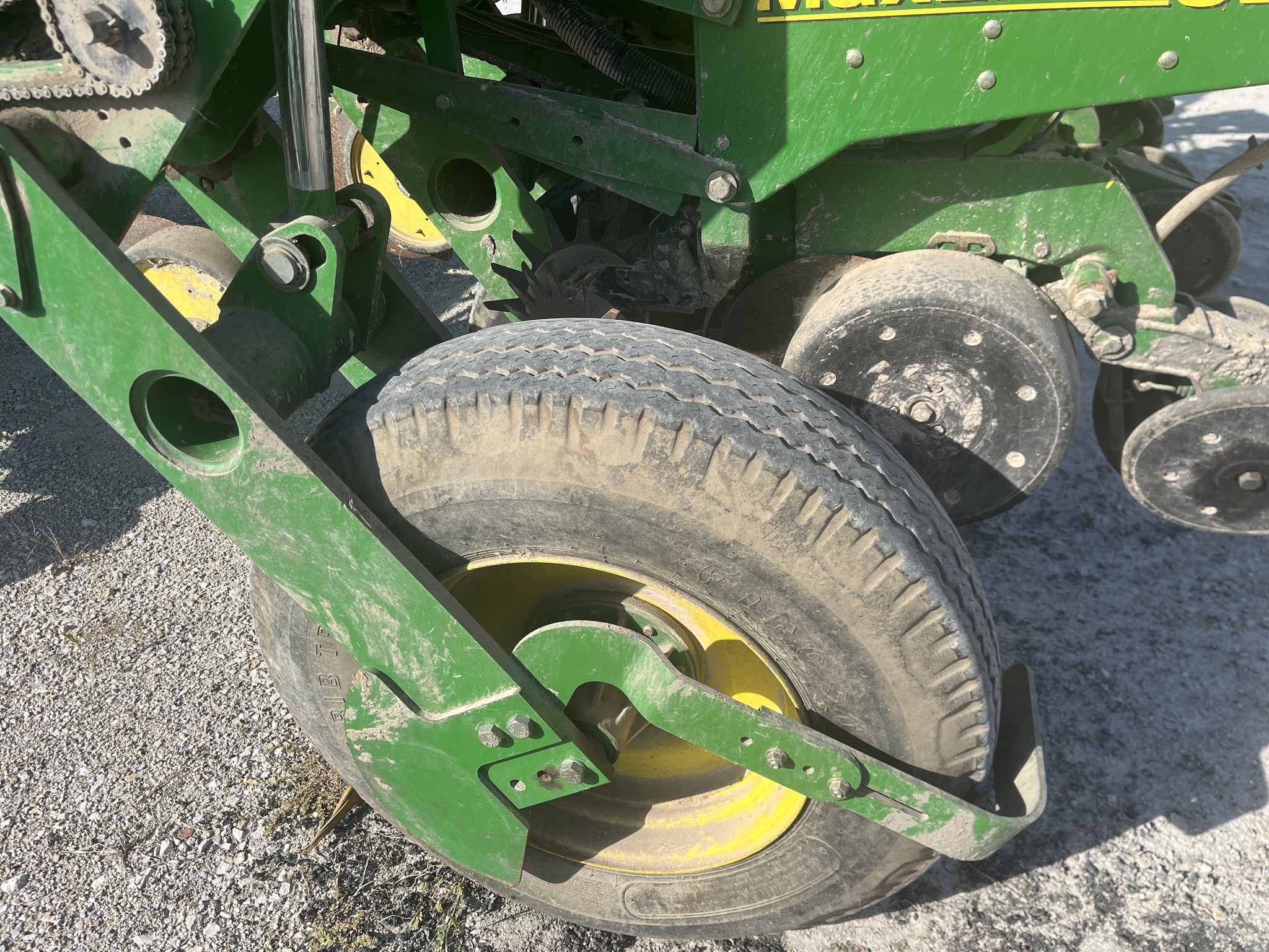 2004 John Deere 1770NT Planter