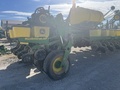2004 John Deere 1770NT Planter