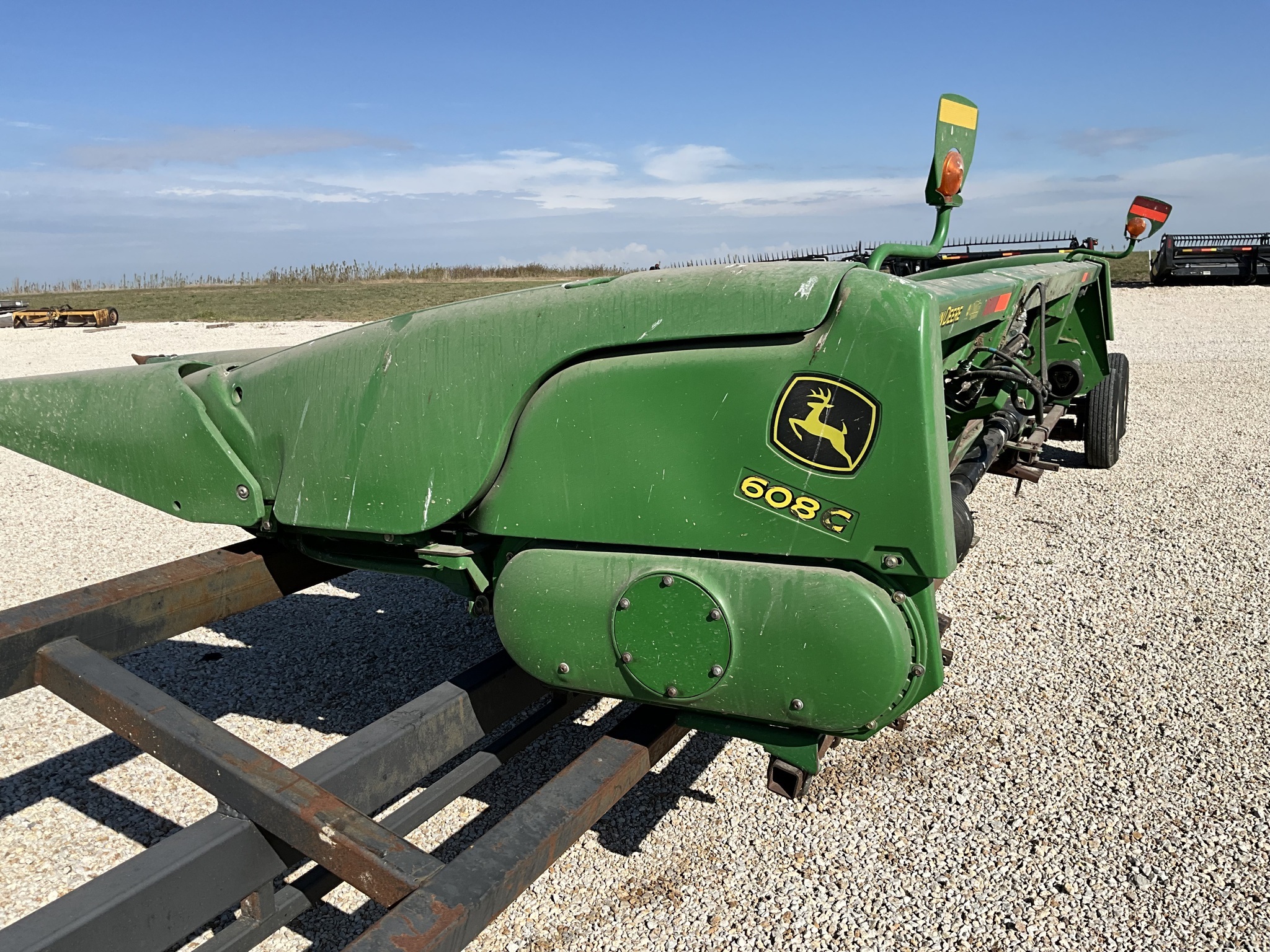 2010 John Deere 608C Corn Head