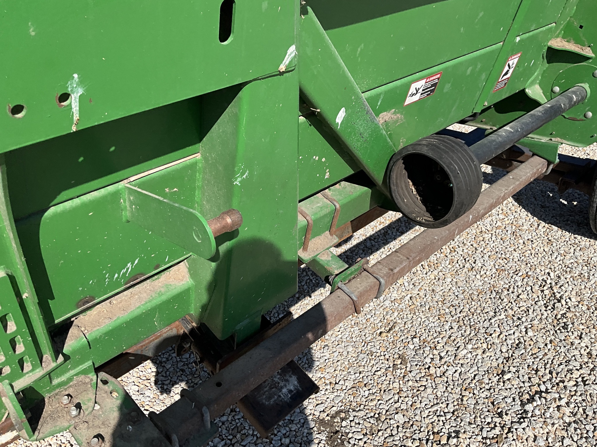2010 John Deere 608C Corn Head