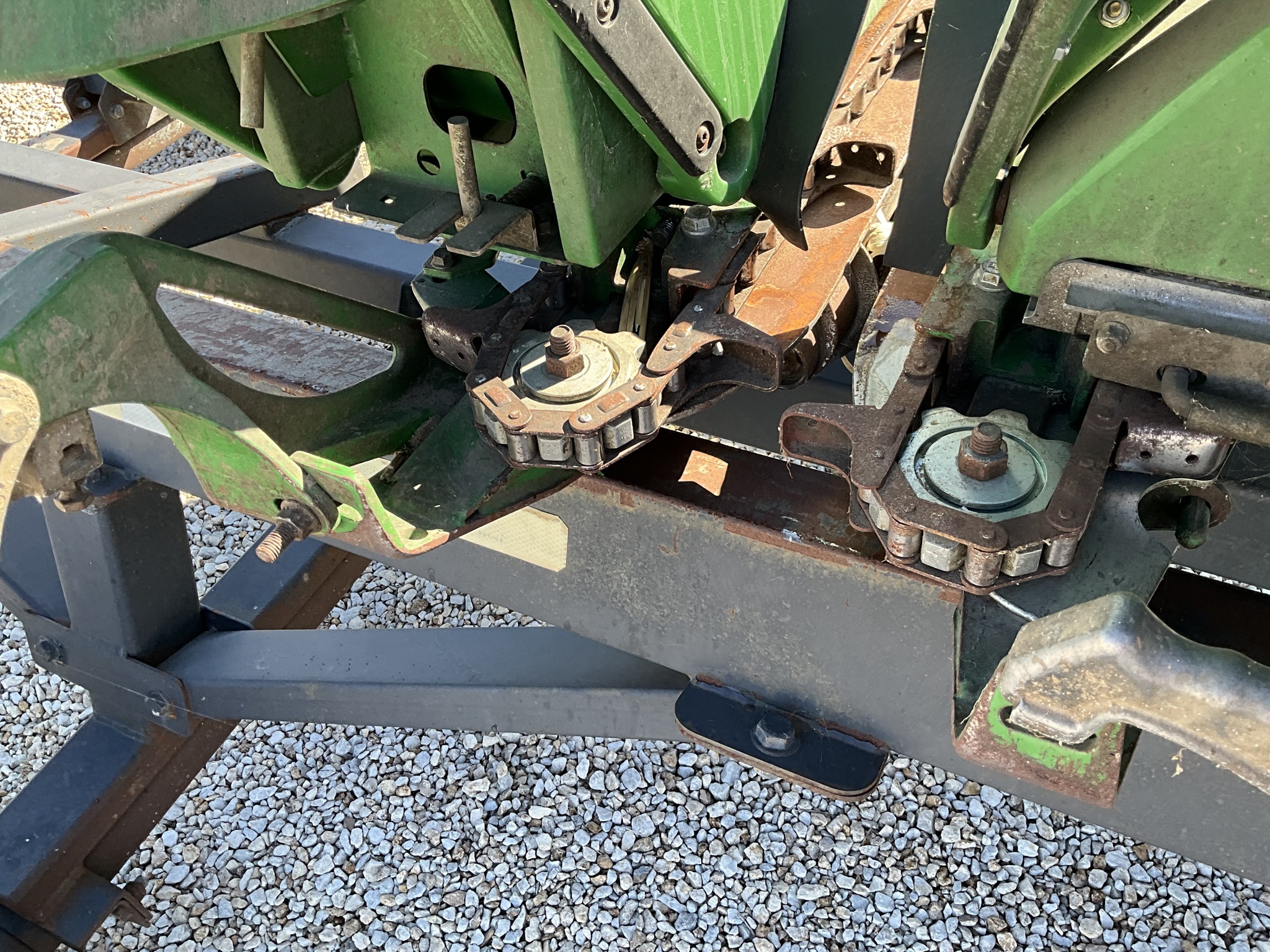 2010 John Deere 608C Corn Head