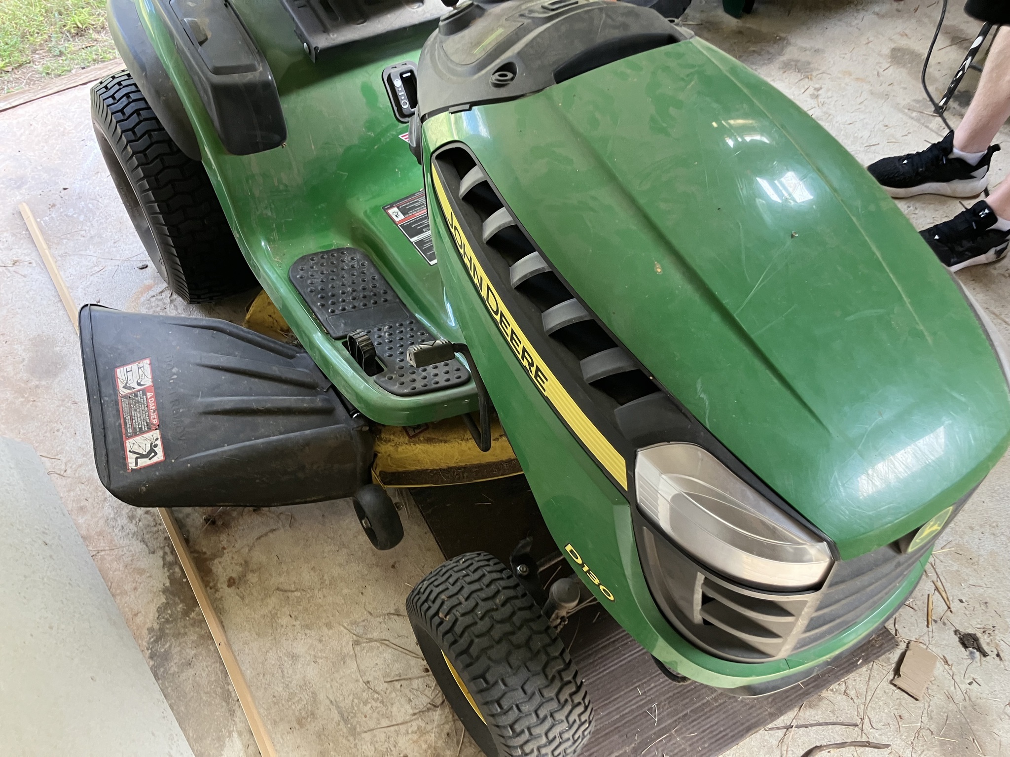 2017 John Deere D130 Lawn Mower
