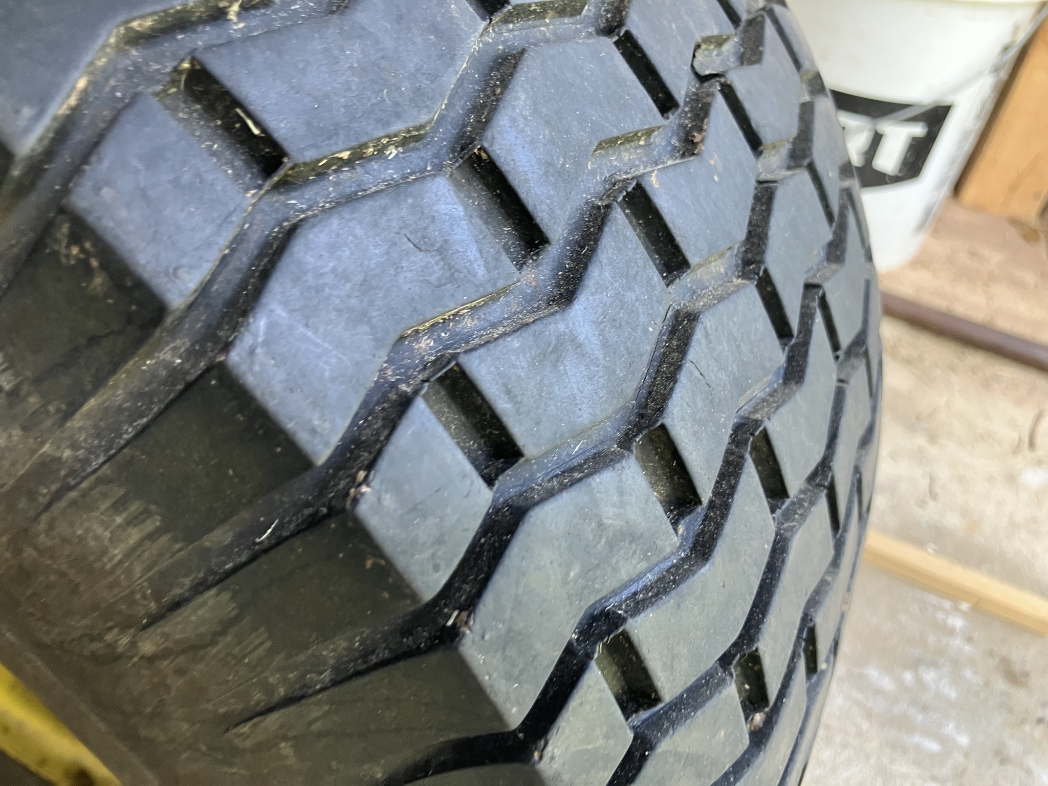 2017 John Deere D130 Lawn Mower