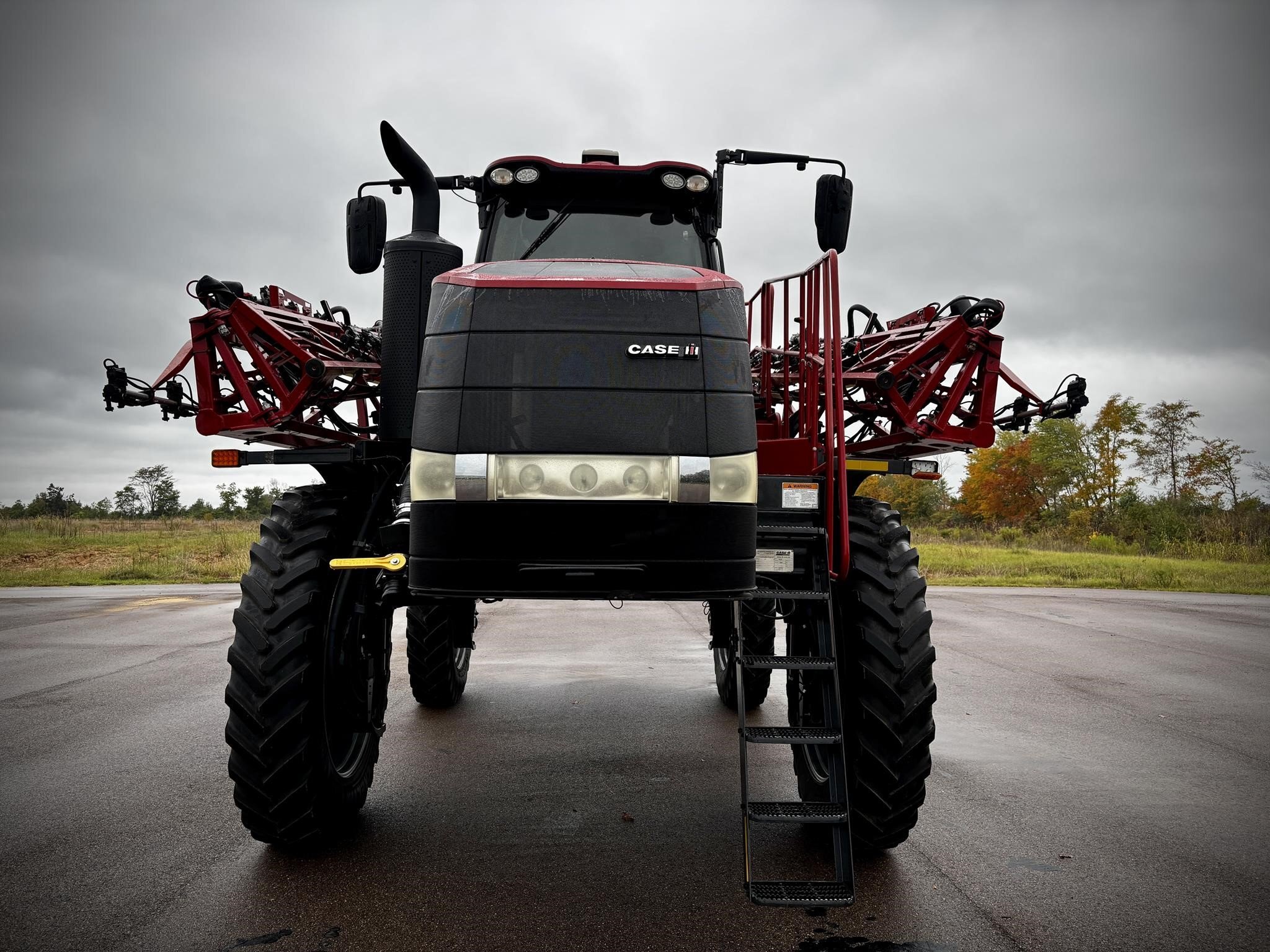2019 Case IH TRIDENT 5550 Self-Propelled Sprayer