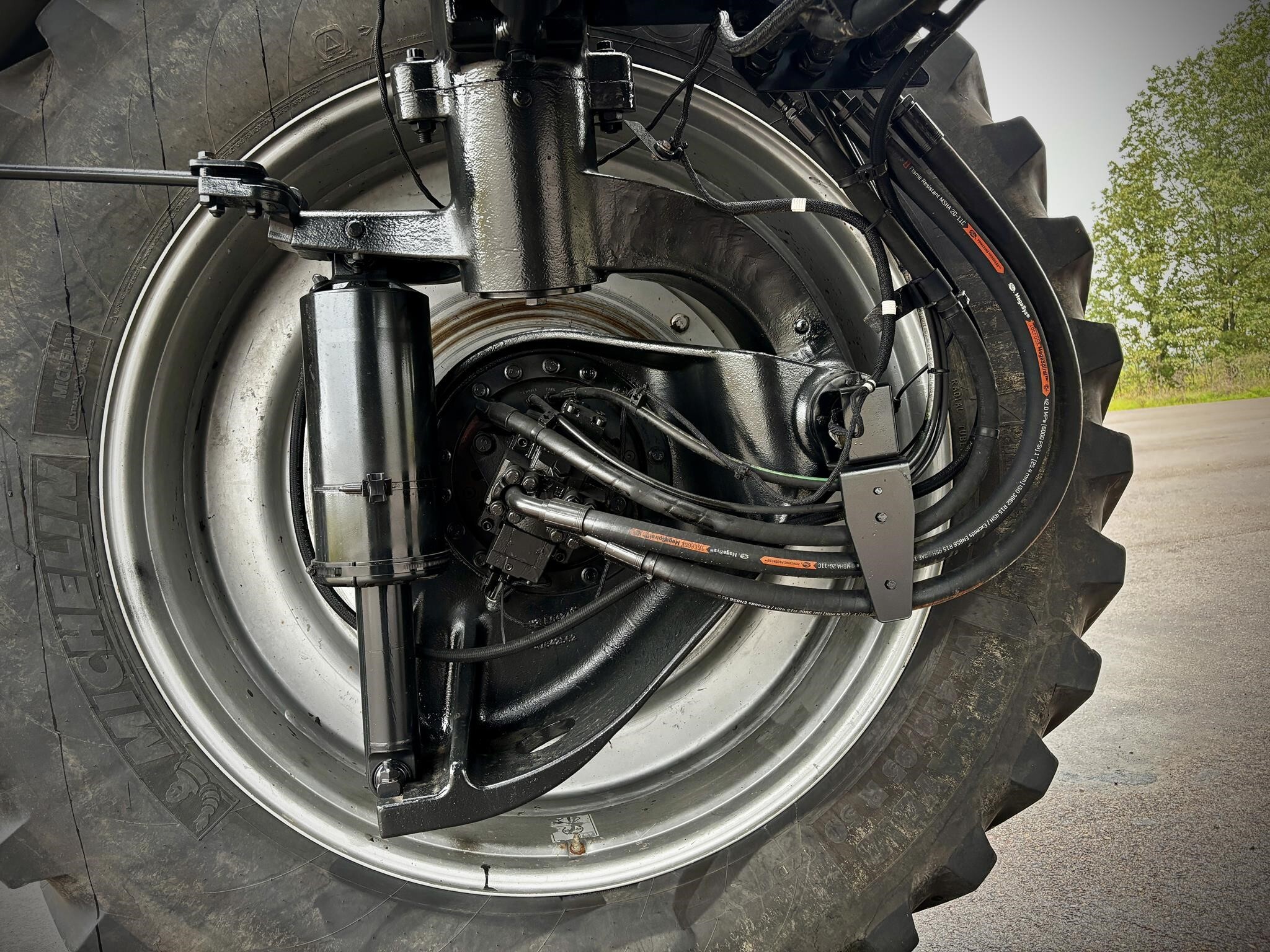 2019 Case IH TRIDENT 5550 Self-Propelled Sprayer