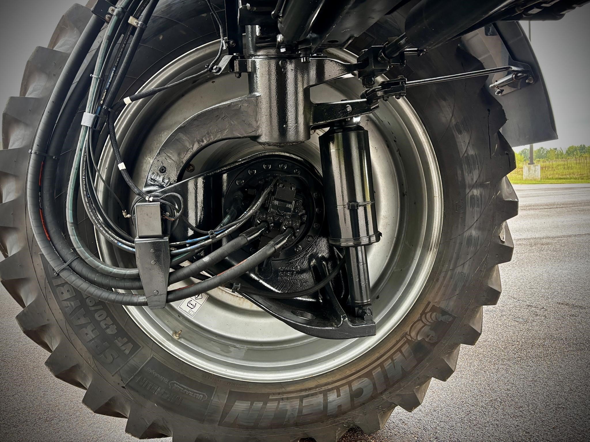 2019 Case IH TRIDENT 5550 Self-Propelled Sprayer