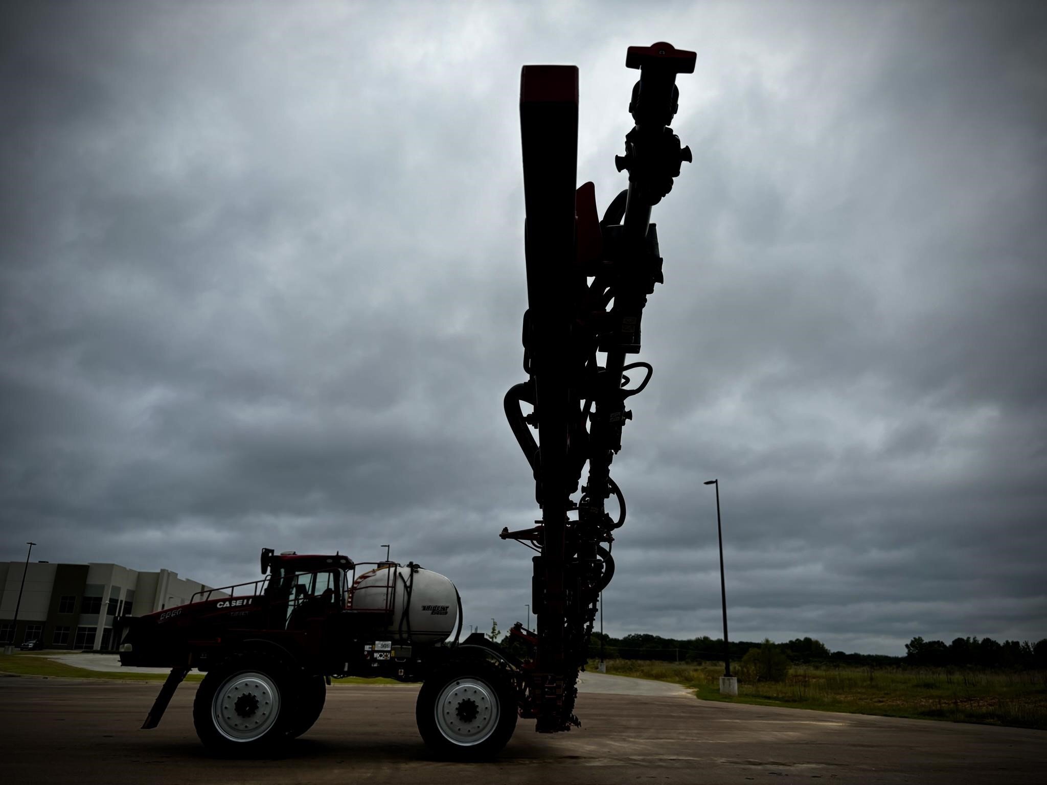 2019 Case IH TRIDENT 5550 Self-Propelled Sprayer