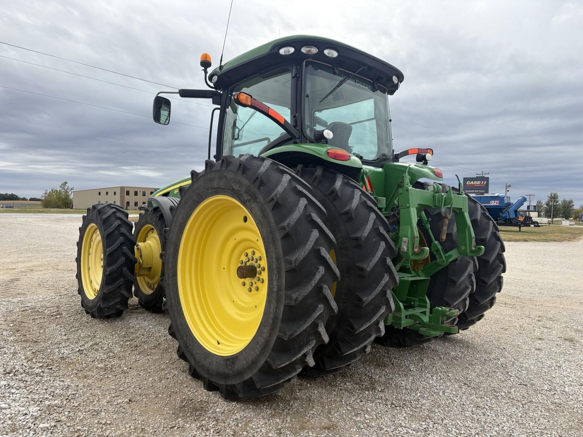 2009 John Deere 8270R Tractor