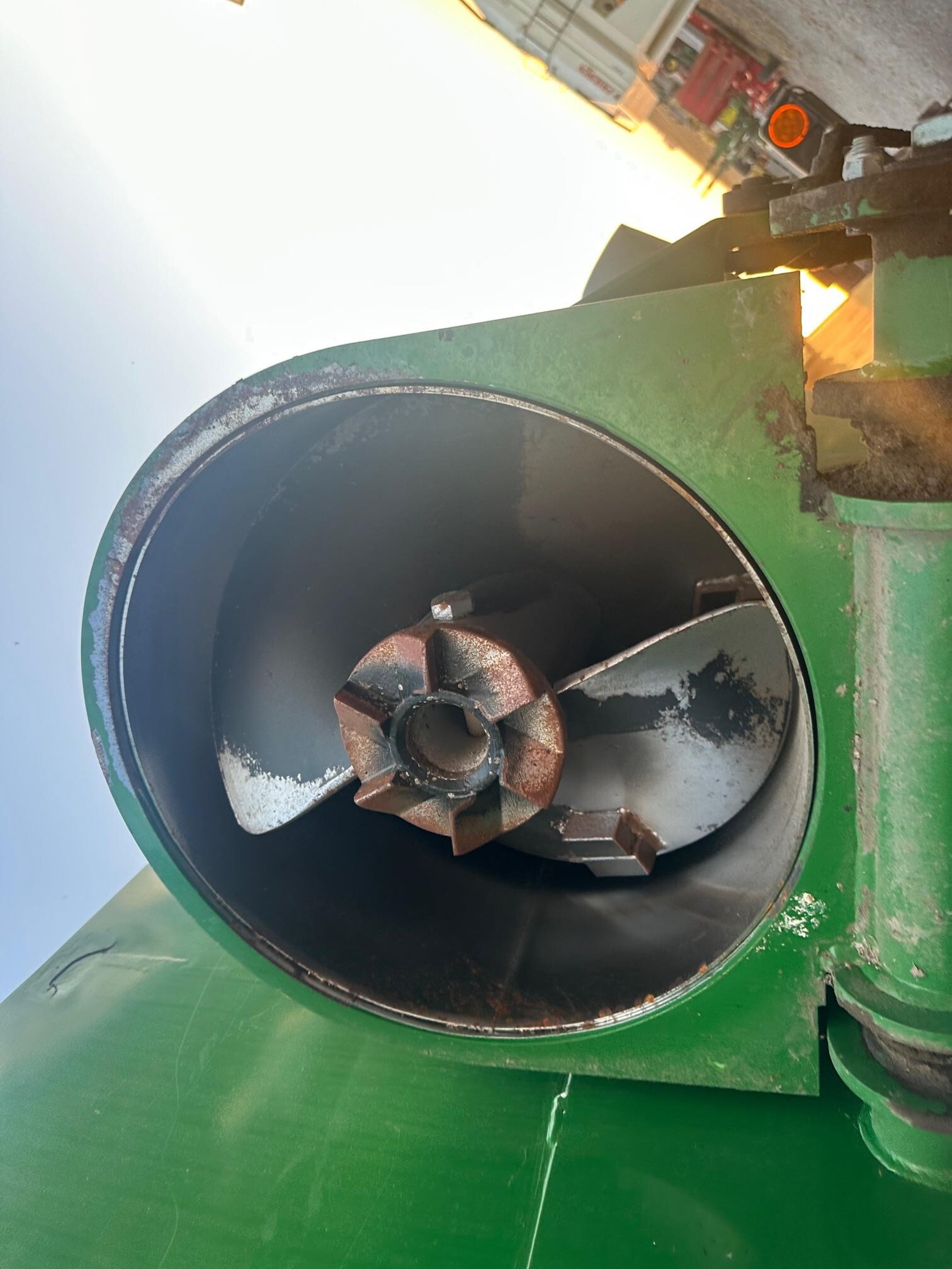 2014 Demco 1150 Grain Cart