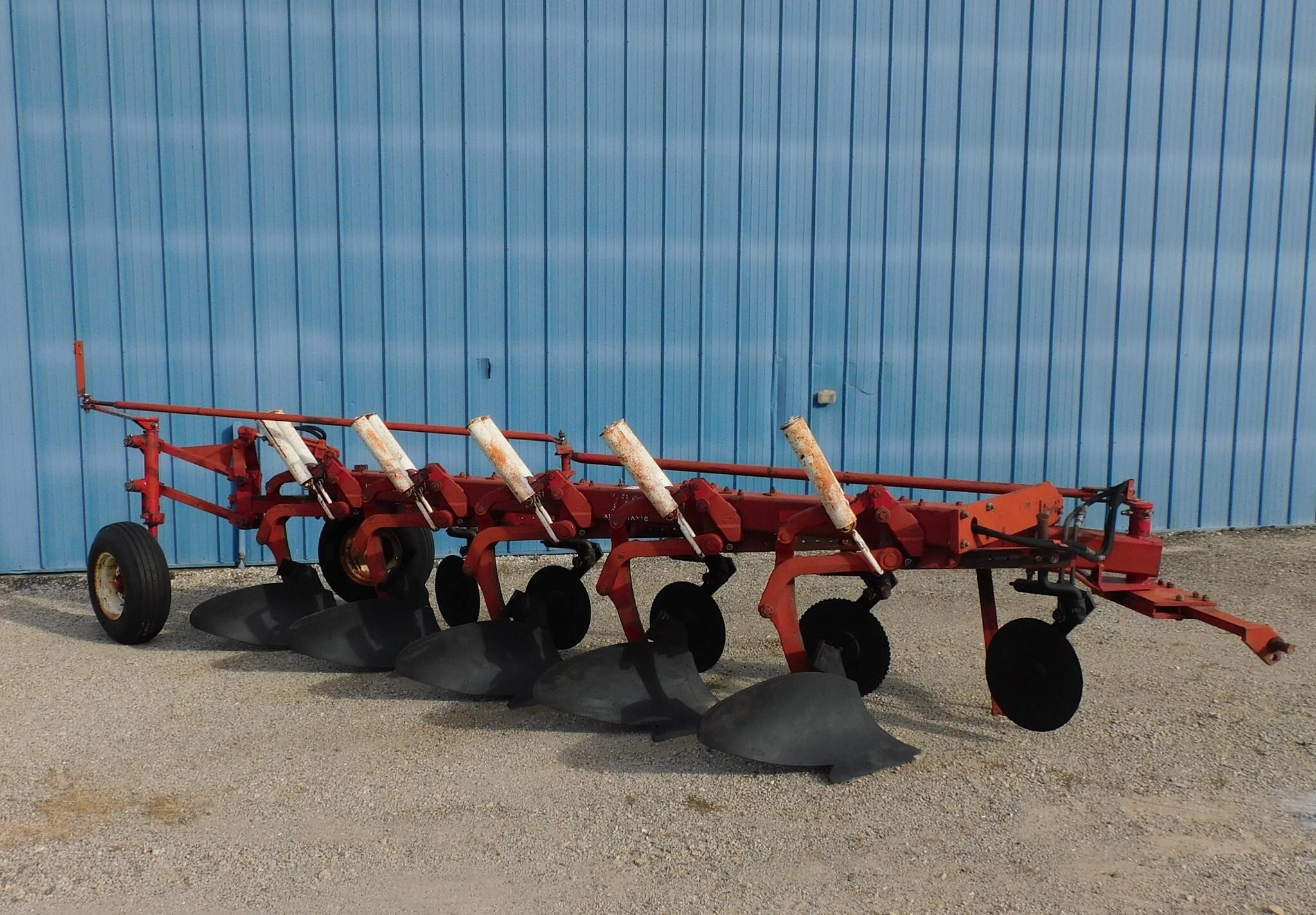  International Harvester 720 Plow