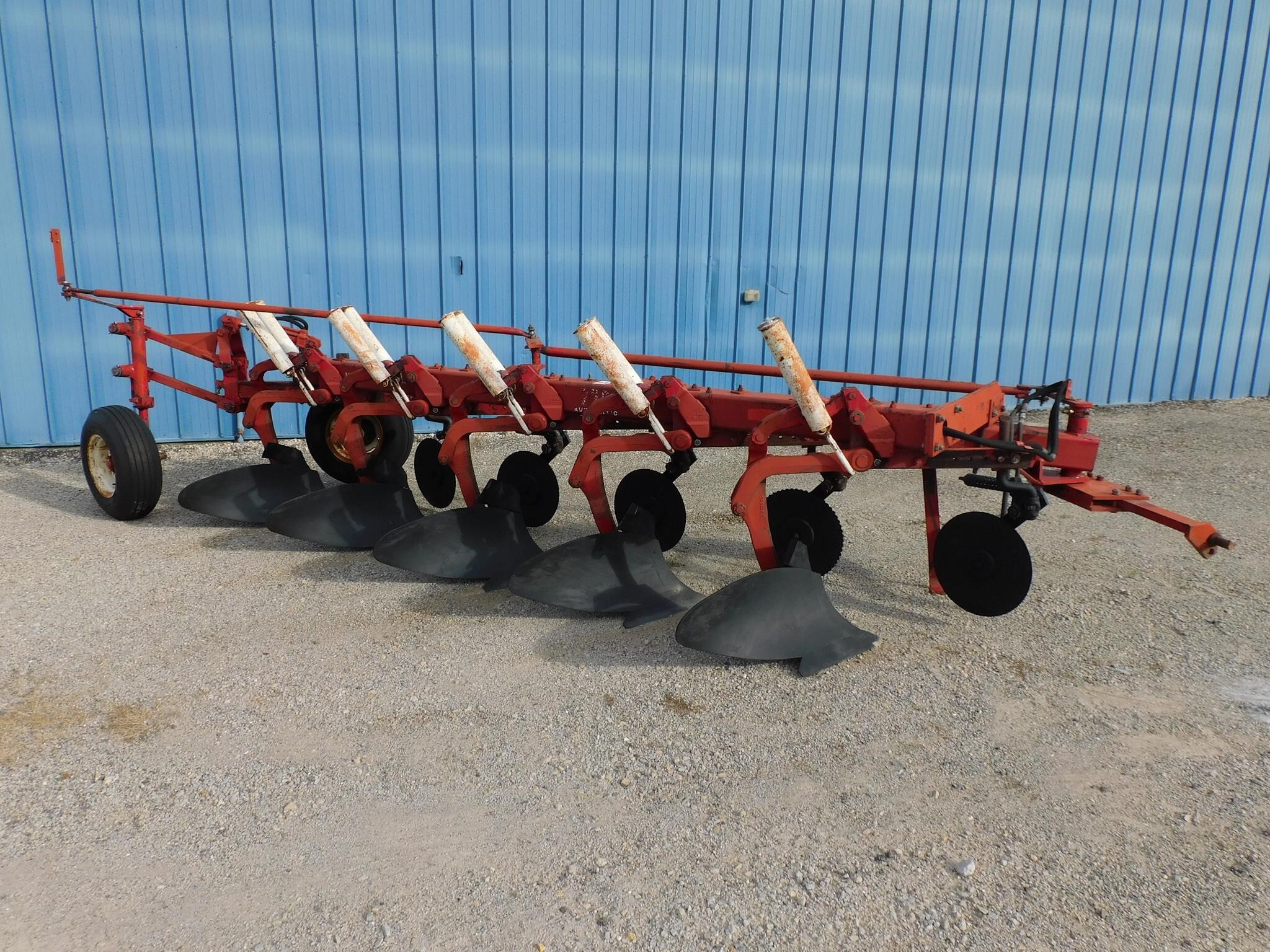  International Harvester 720 Plow