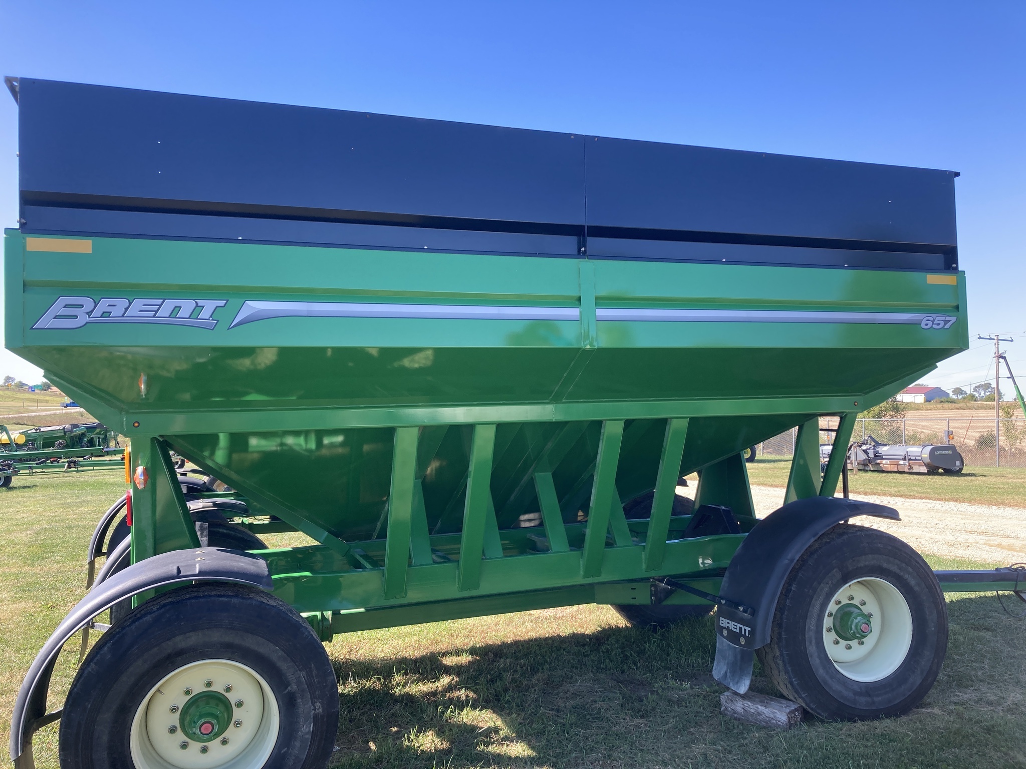 2015 Brent 657 Gravity Wagon