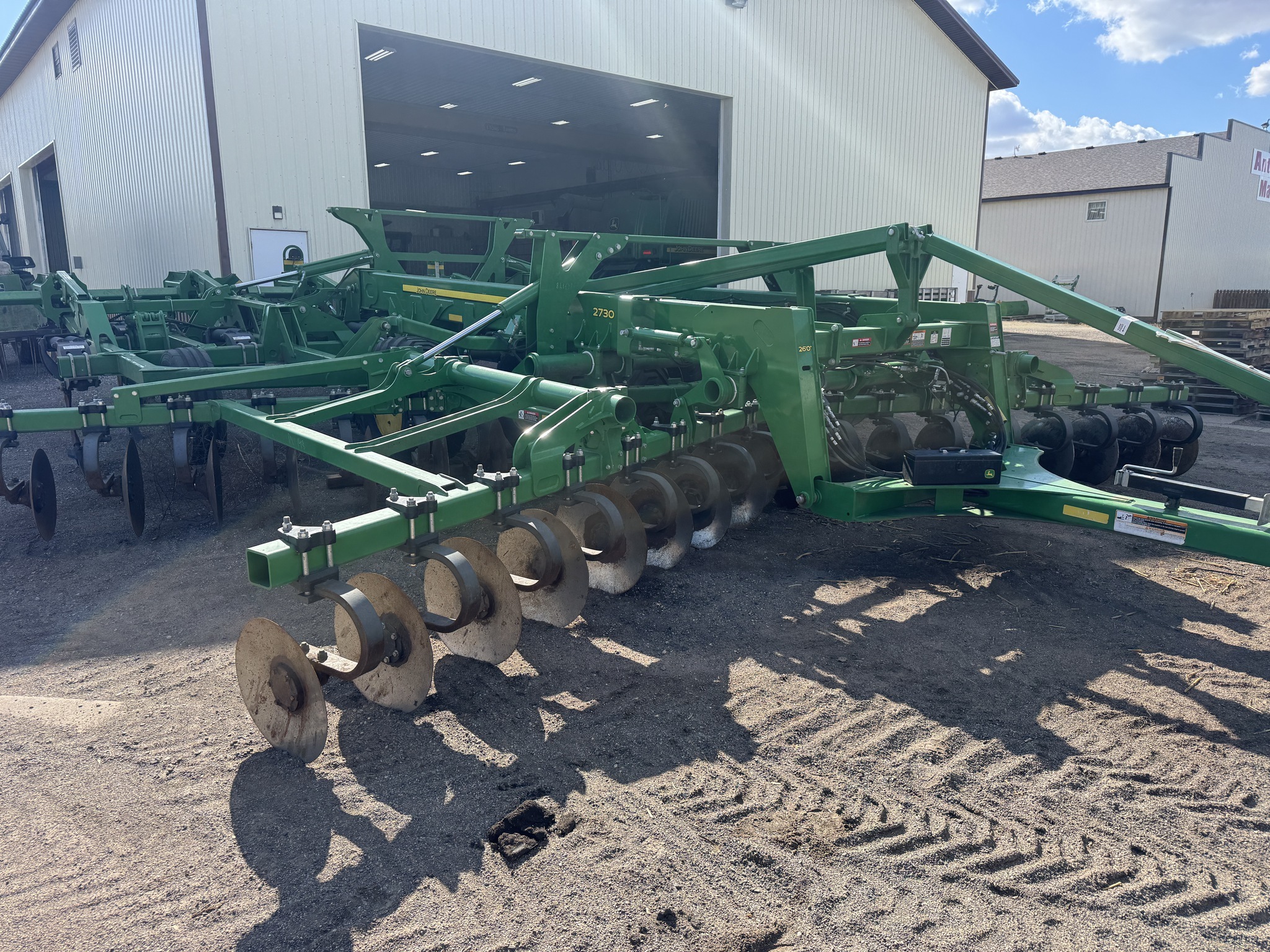 2023 John Deere 2730 In-Line Ripper