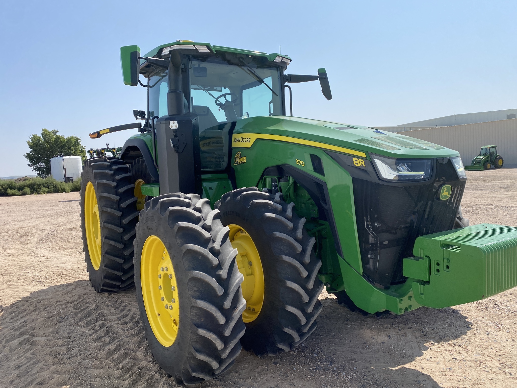 2024 John Deere 8R 370 Tractor