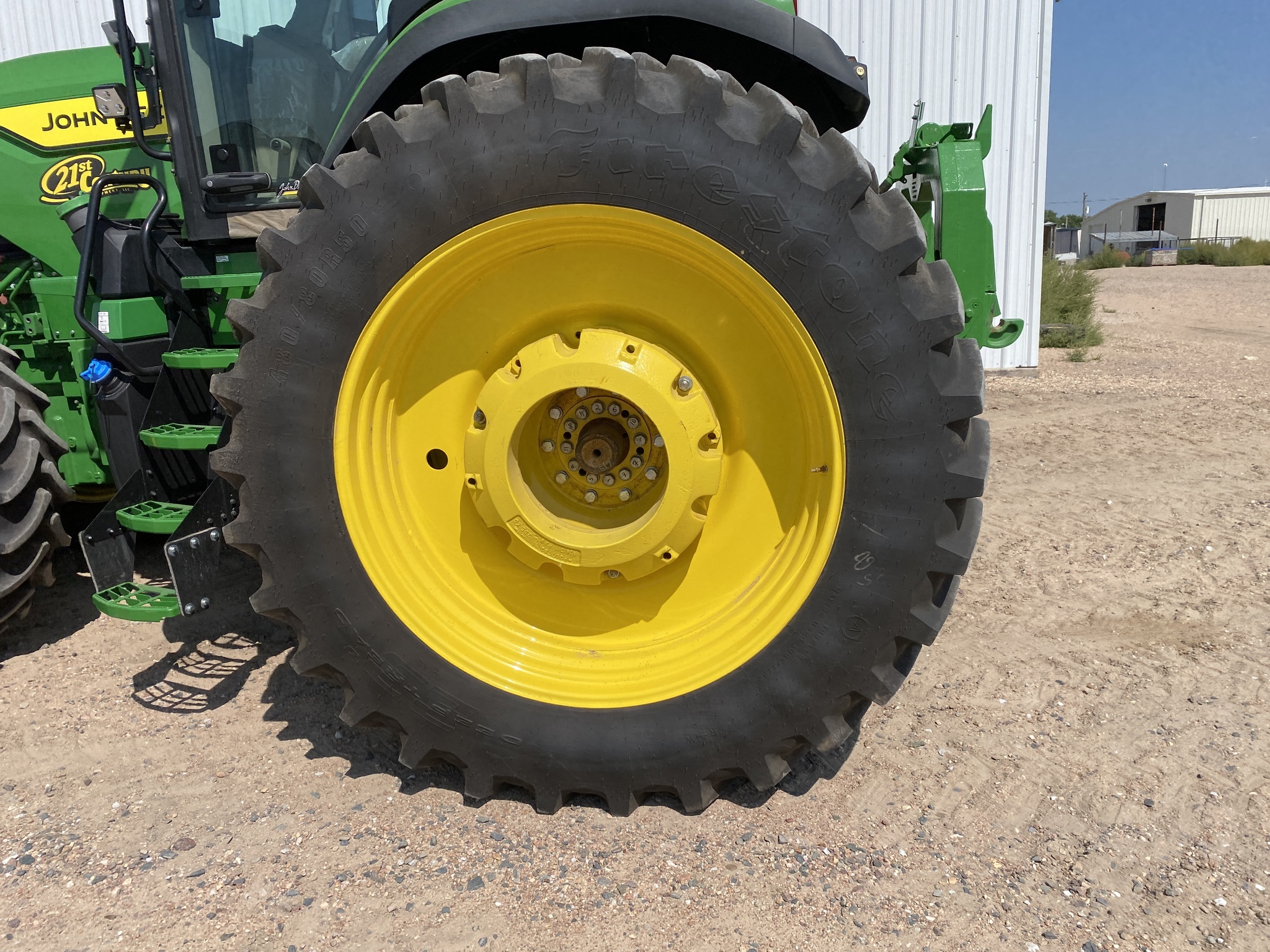 2024 John Deere 8R 370 Tractor