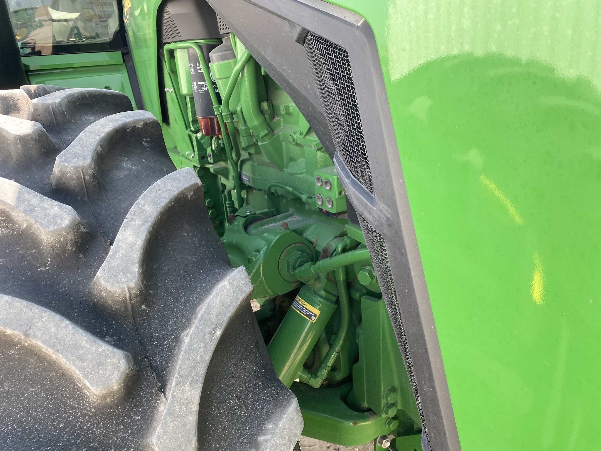 2024 John Deere 8R 370 Tractor