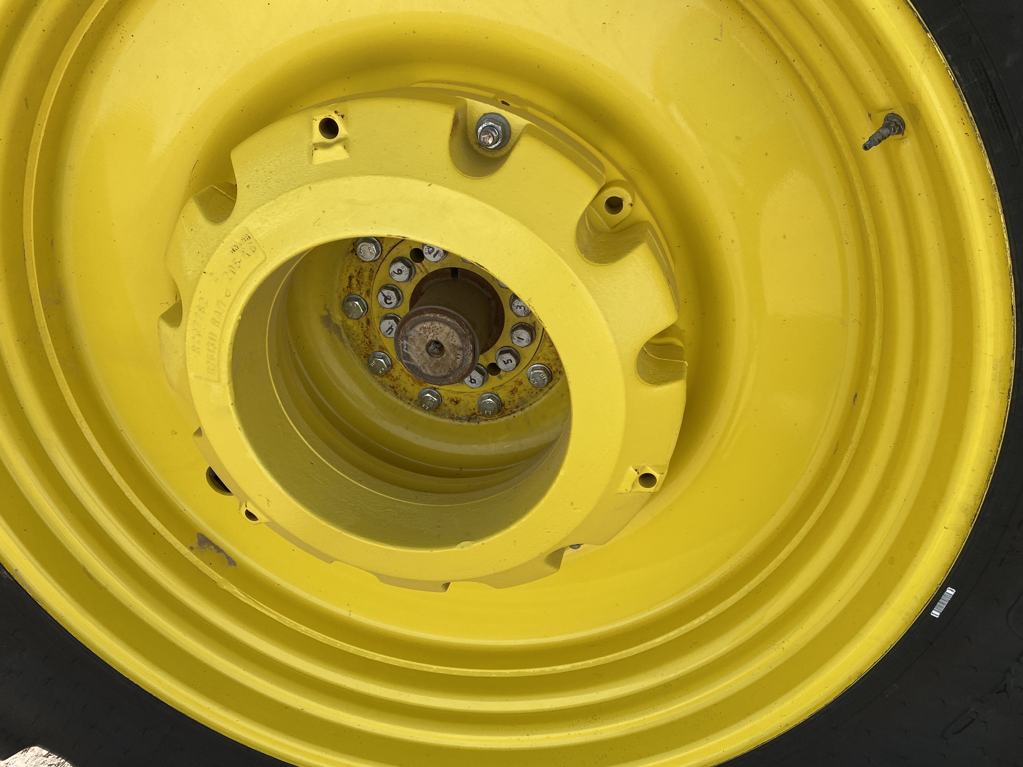 2024 John Deere 8R 370 Tractor